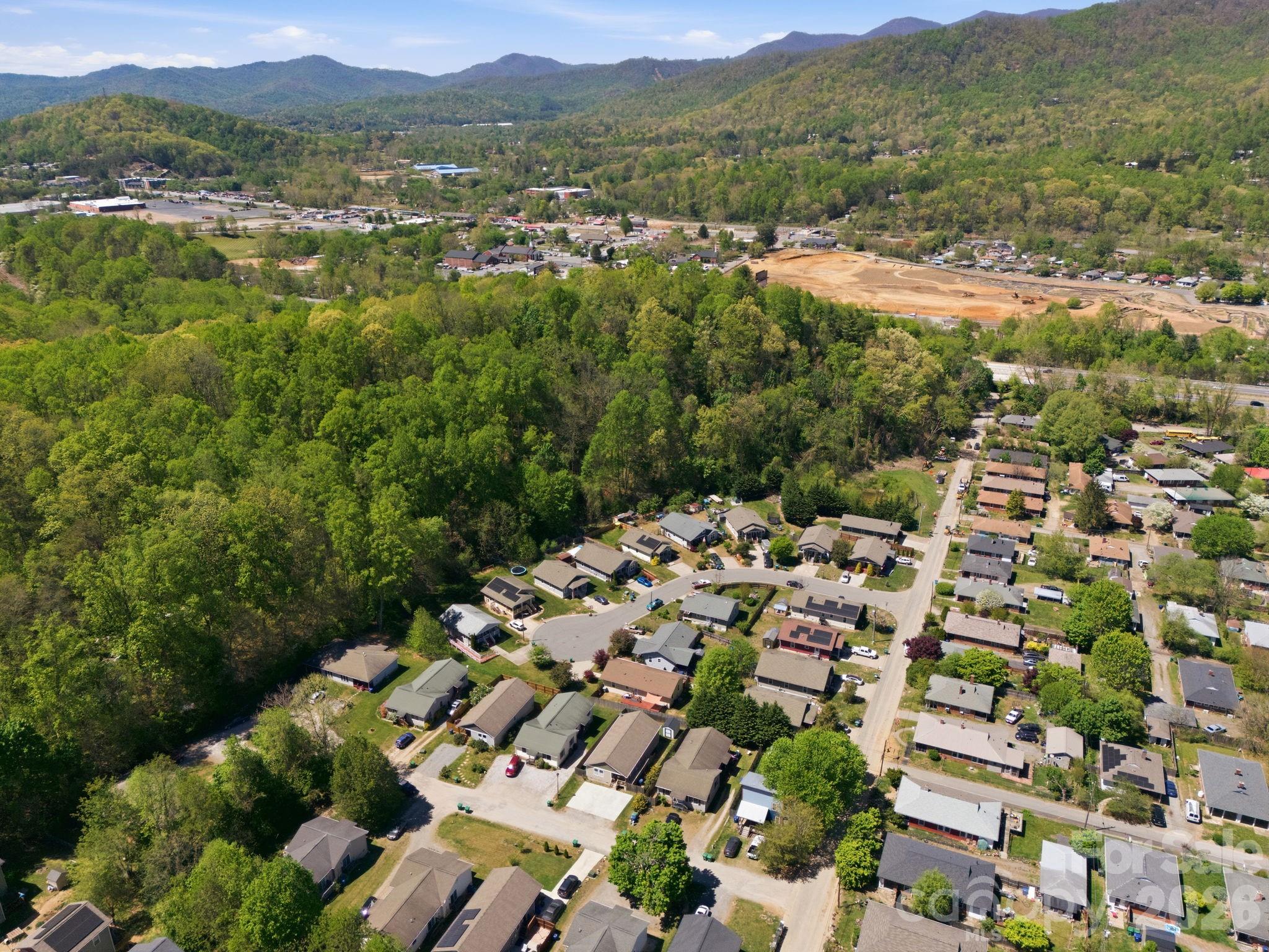 9 Half Moon Drive — Swannanoa
