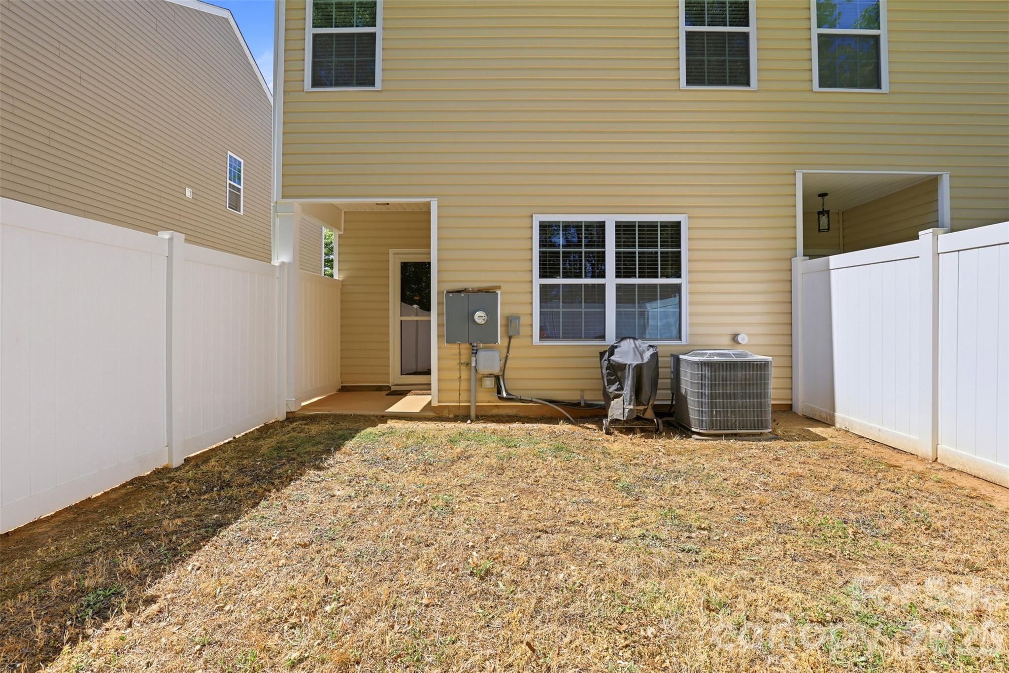 9040 Bradstreet Commons Way — Charlotte