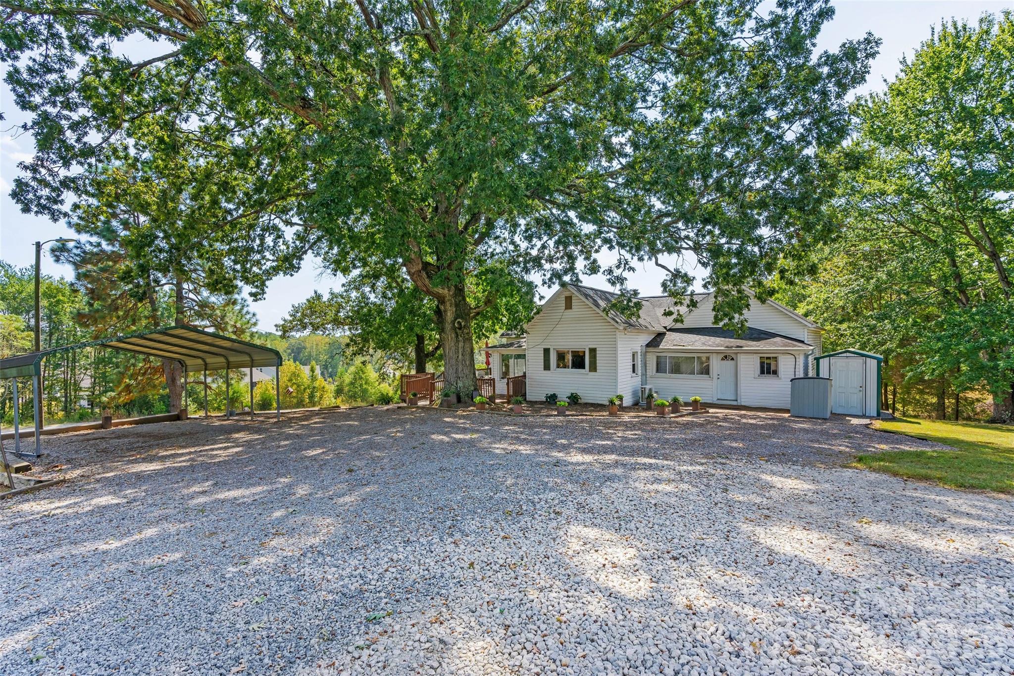 5780 S NC 16 Business Highway — Maiden