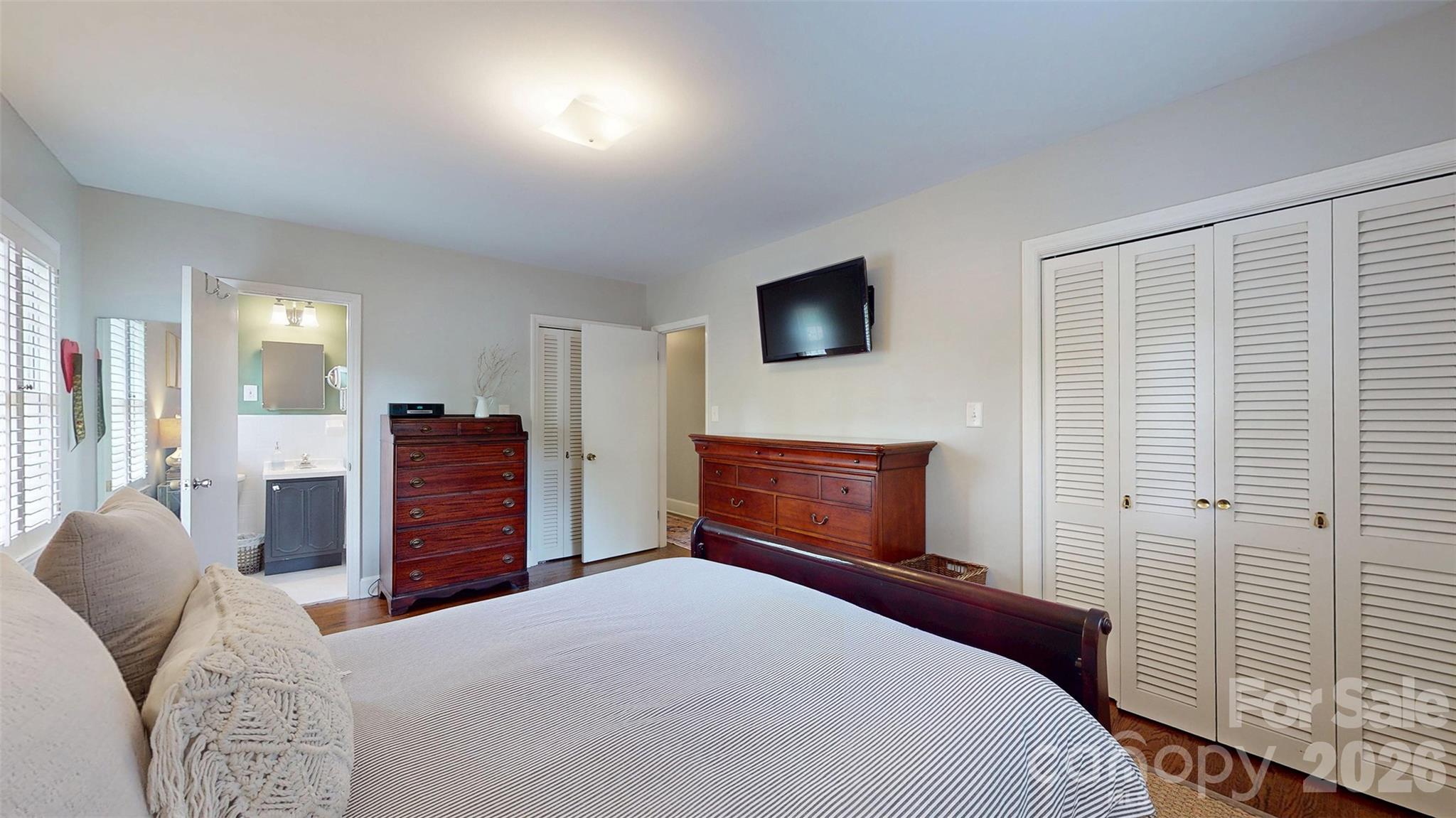 1419 Cavendish Court — Charlotte