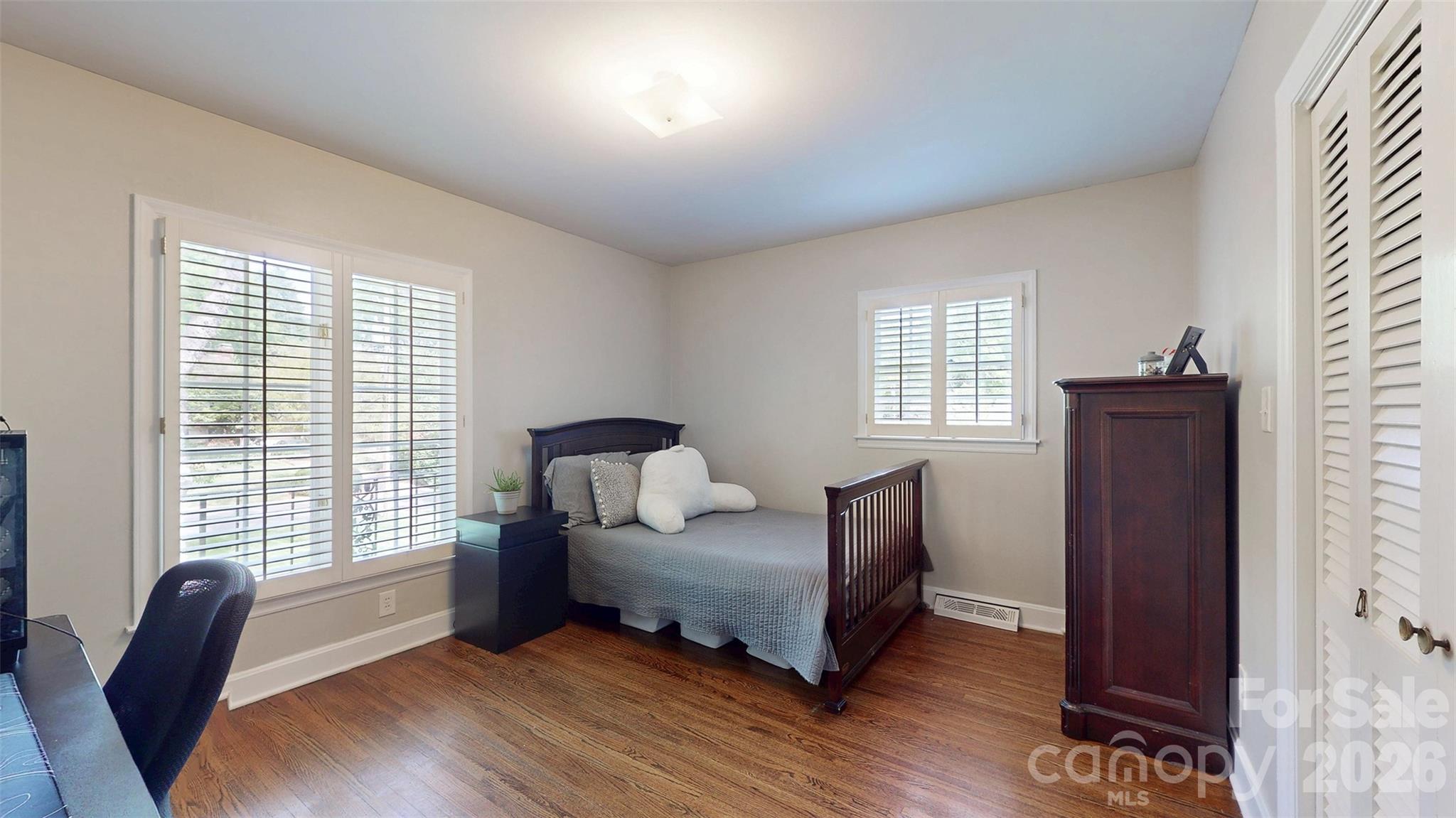 1419 Cavendish Court — Charlotte