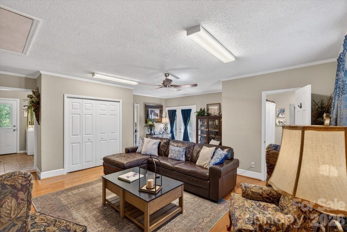 7142 Little Mountain Road — Sherrills Ford