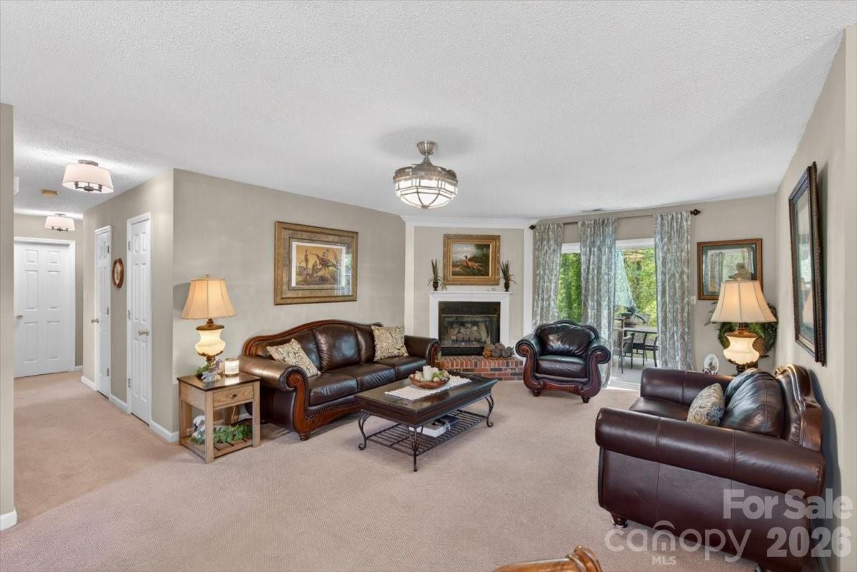 7142 Little Mountain Road — Sherrills Ford