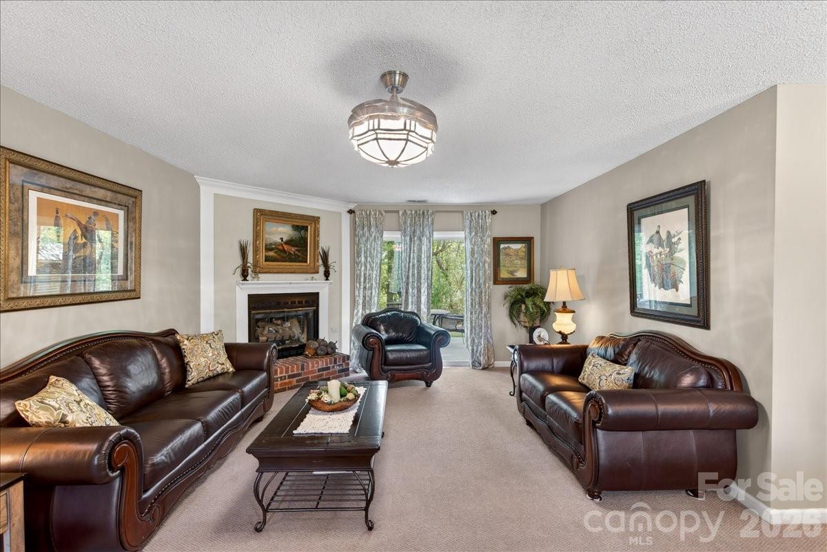 7142 Little Mountain Road — Sherrills Ford