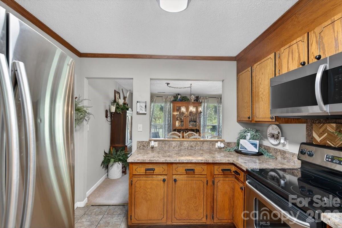 7142 Little Mountain Road — Sherrills Ford