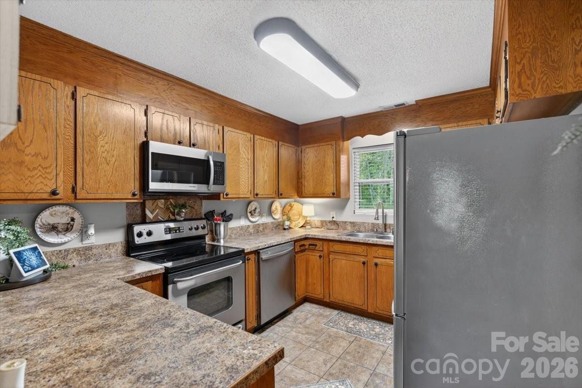 7142 Little Mountain Road — Sherrills Ford