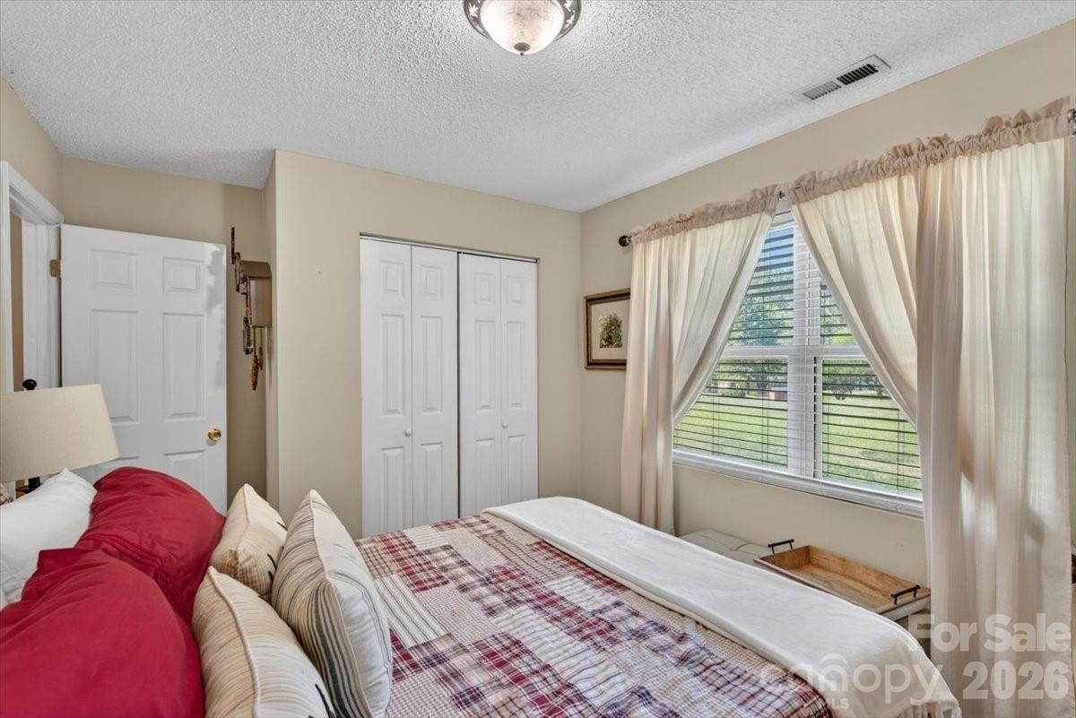 7142 Little Mountain Road — Sherrills Ford