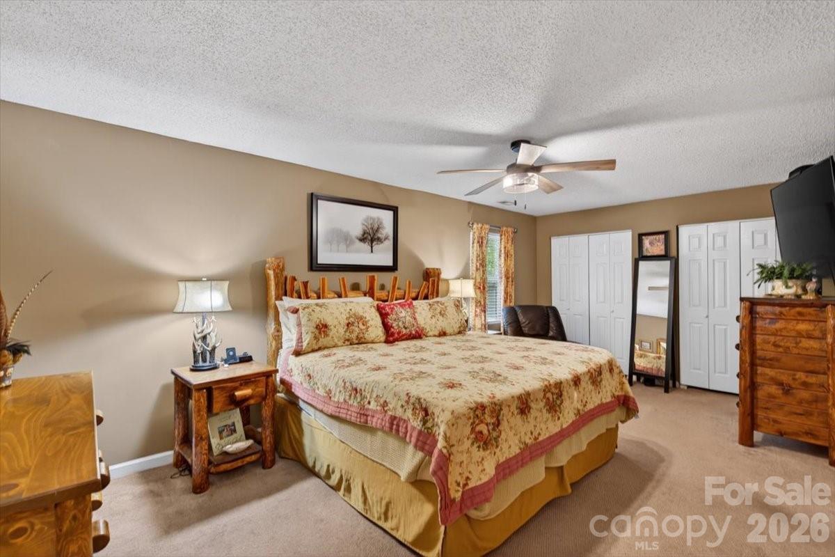 7142 Little Mountain Road — Sherrills Ford