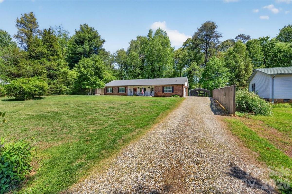7142 Little Mountain Road — Sherrills Ford