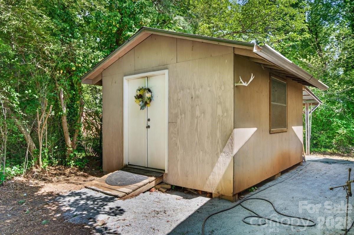 7142 Little Mountain Road — Sherrills Ford