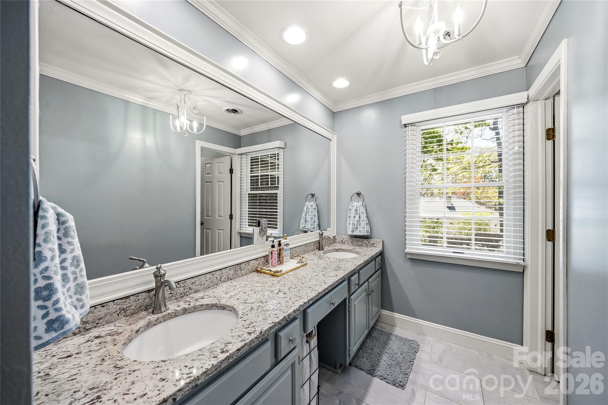 1218 Everette Place — Hendersonville