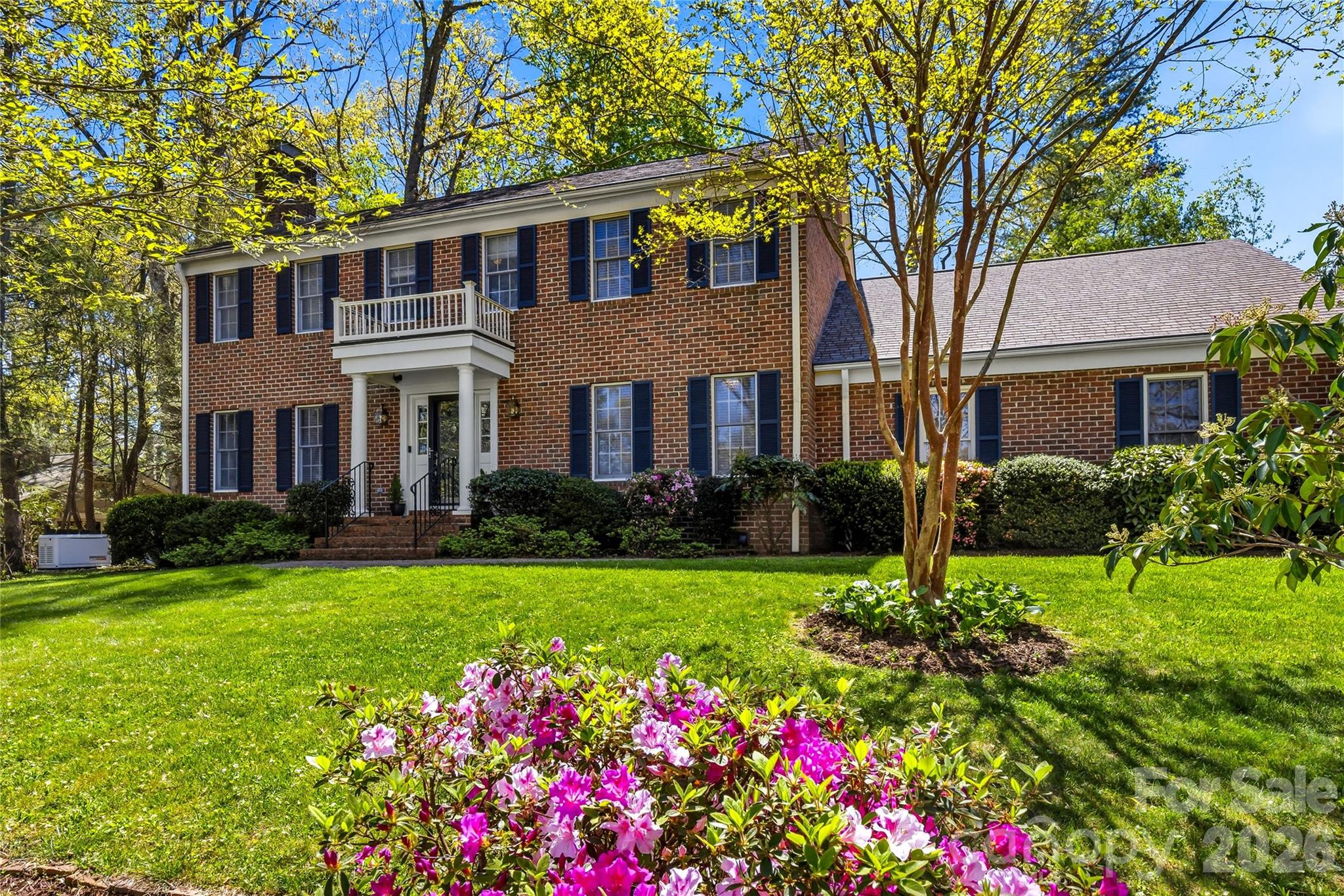 1218 Everette Place — Hendersonville