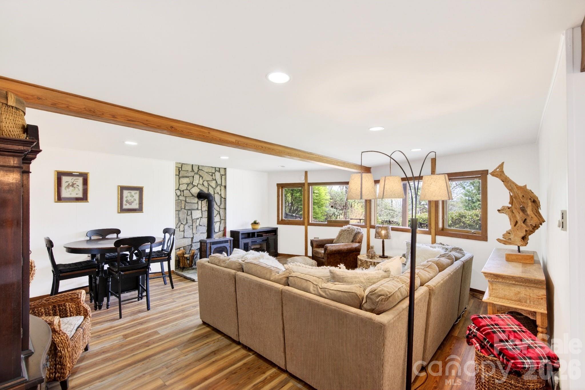 6 Orchard Knob Lane — Black Mountain