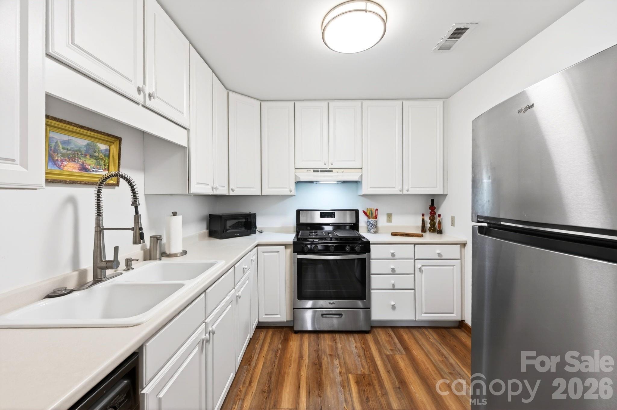 6 Orchard Knob Lane — Black Mountain