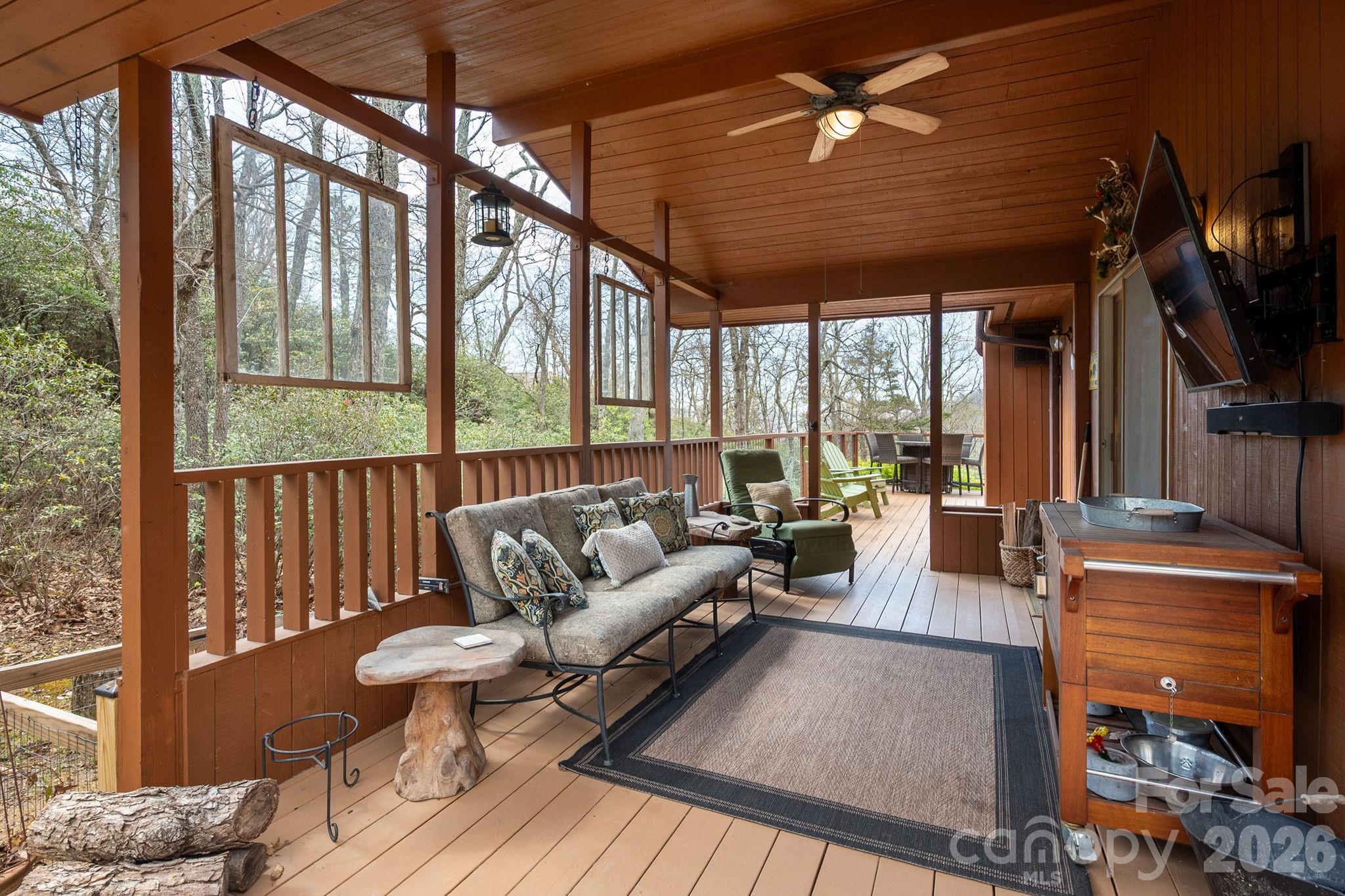 6 Orchard Knob Lane — Black Mountain