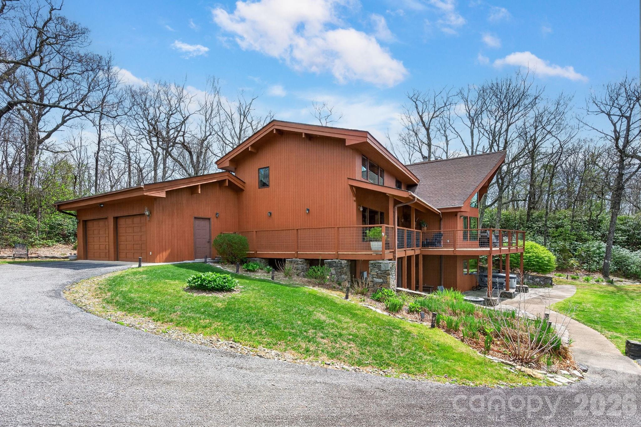 6 Orchard Knob Lane — Black Mountain