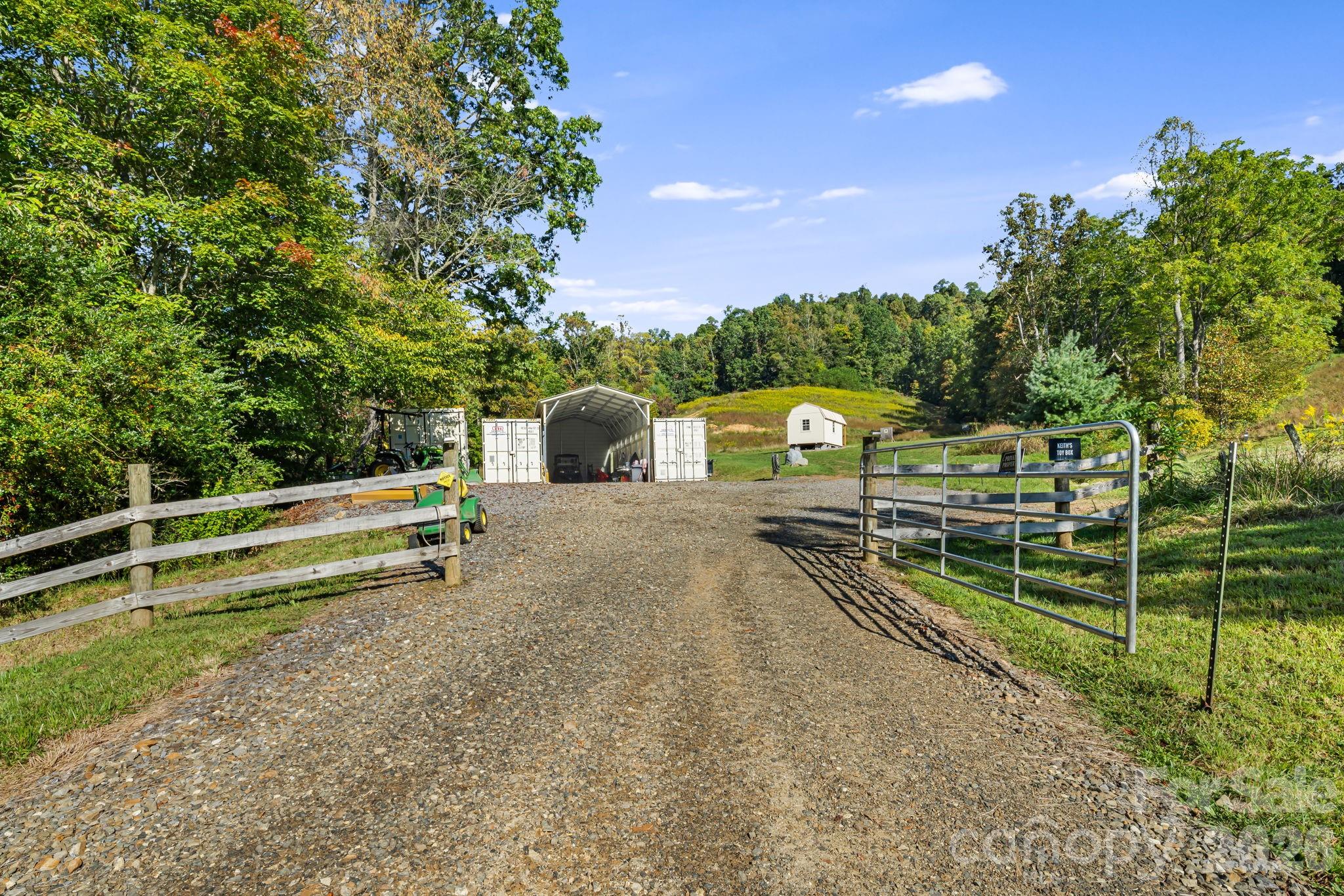 456 Maney Branch Road — Burnsville