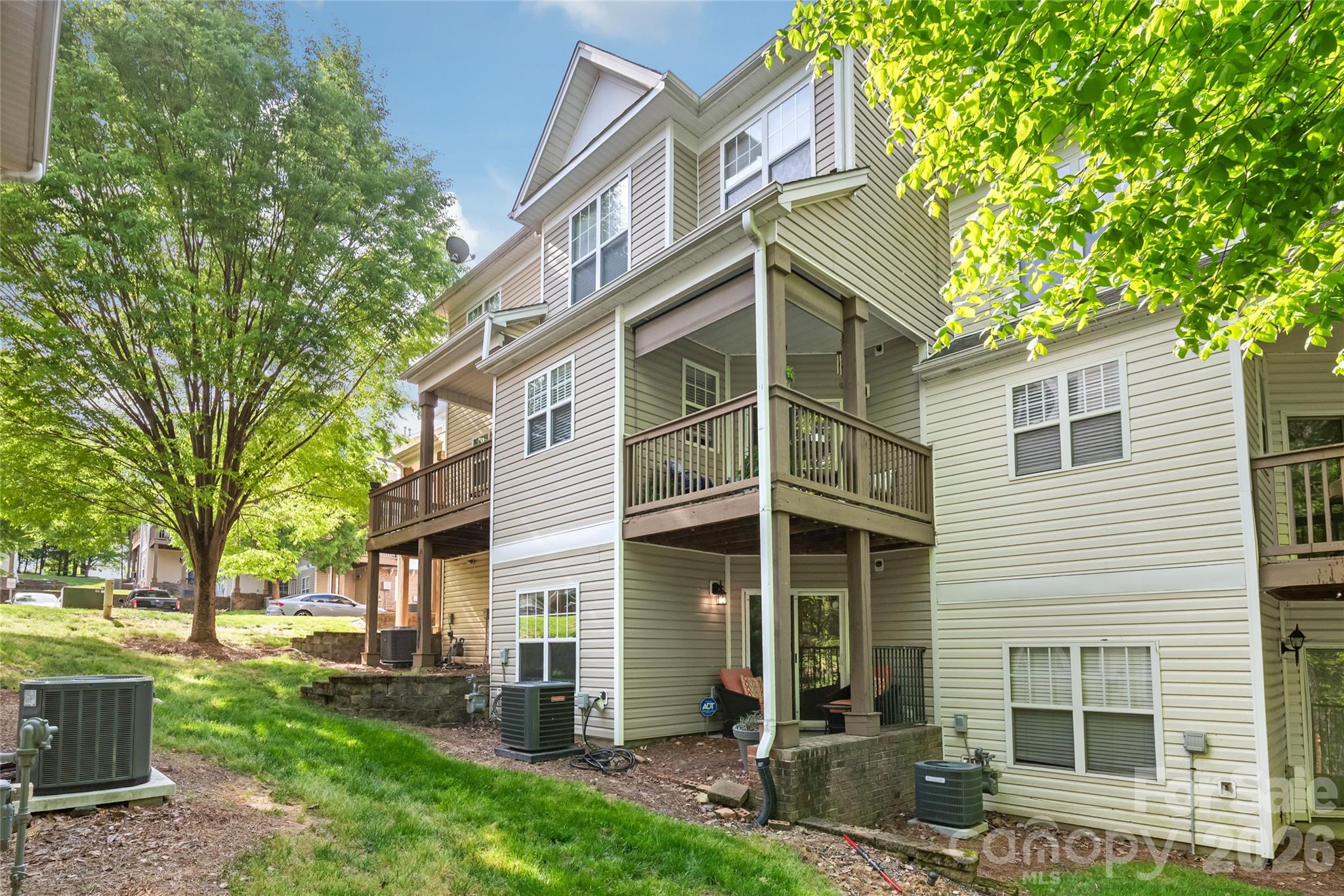 7111 Founders Club Court — Charlotte