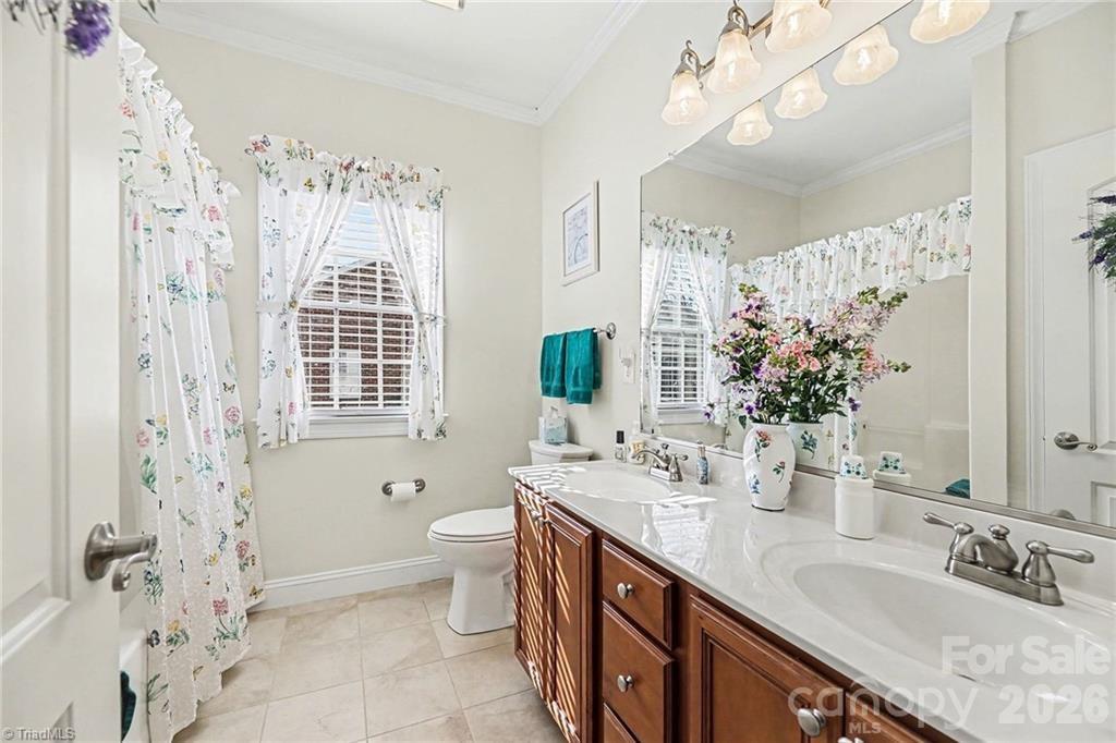 115 Town Lot Drive — Pfafftown