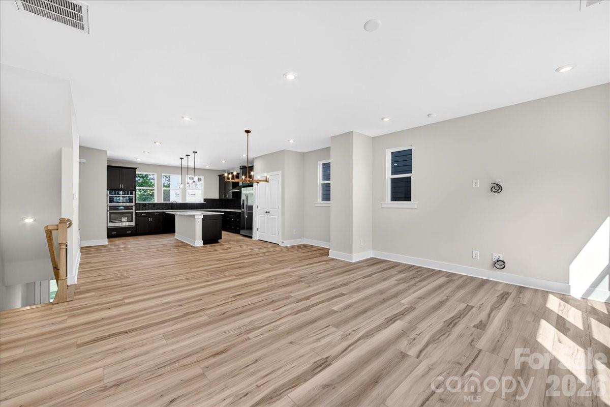 6022 Pivot Court — Charlotte