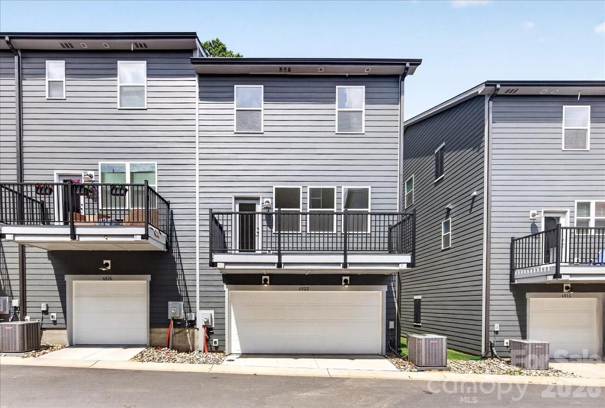 6022 Pivot Court — Charlotte