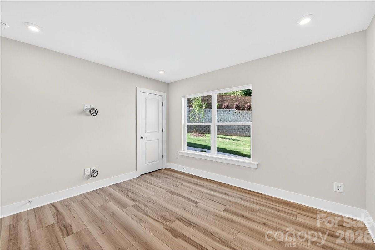 6022 Pivot Court — Charlotte