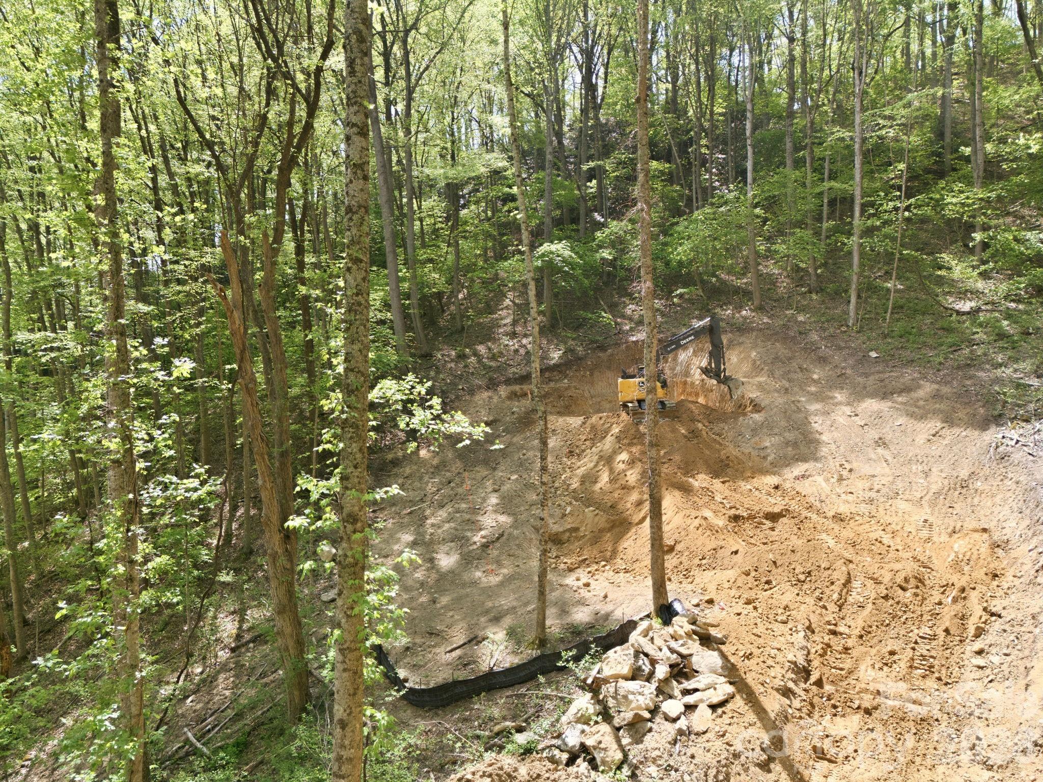 122 Running Deer Lane — Mars Hill