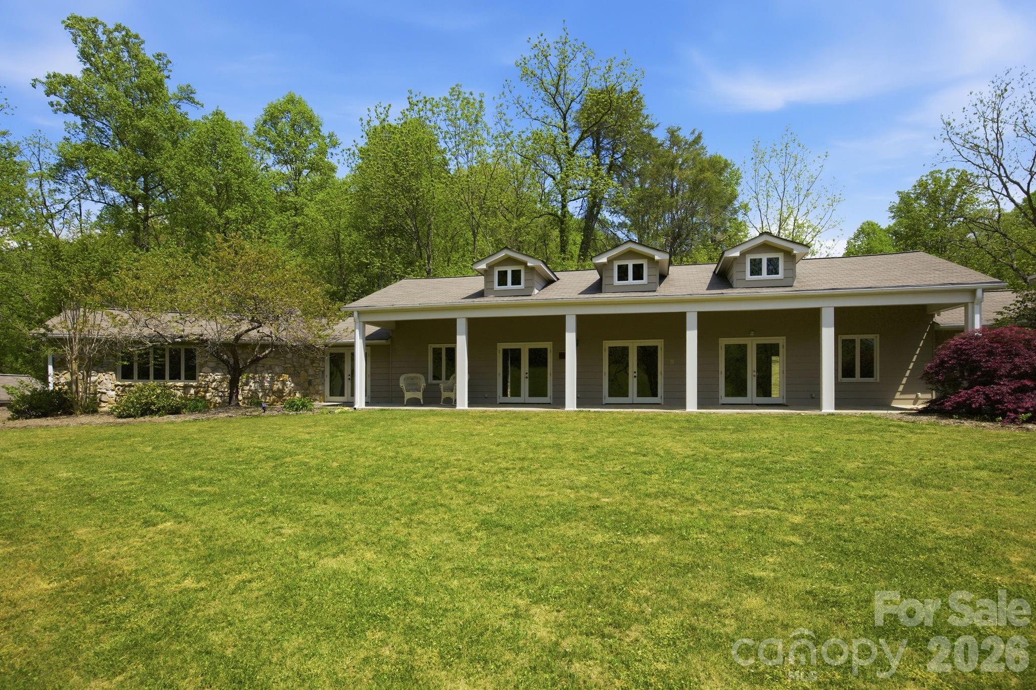 122 Running Deer Lane — Mars Hill