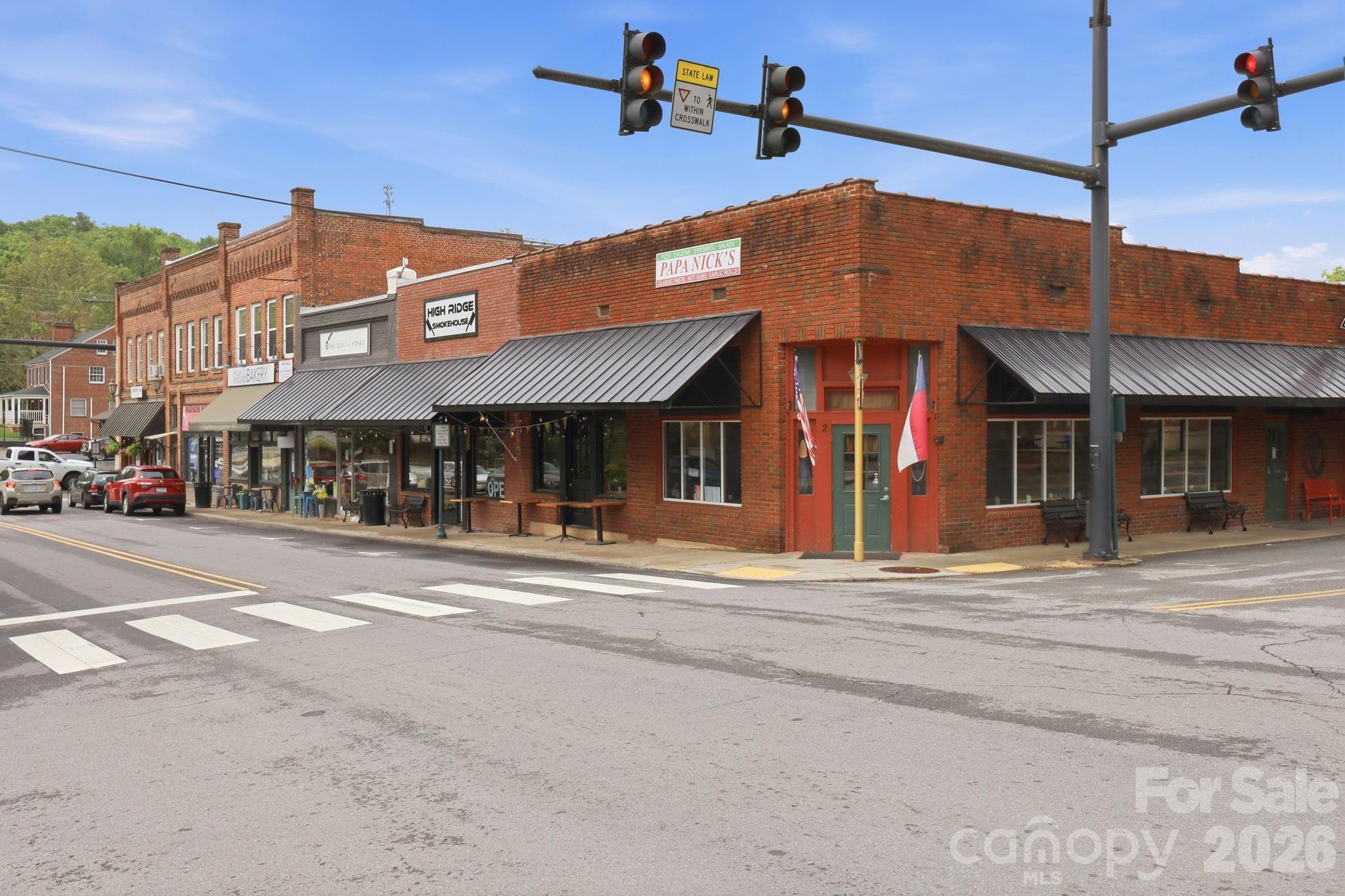 122 Running Deer Lane — Mars Hill