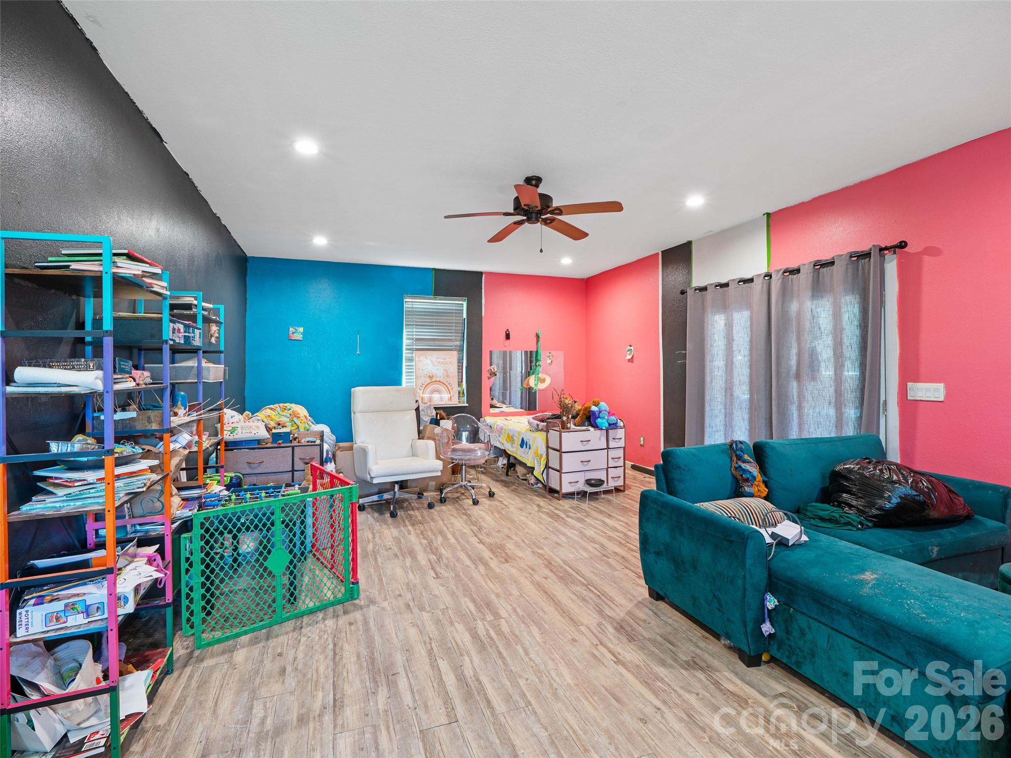 219 Raven Rock Lane — Burnsville