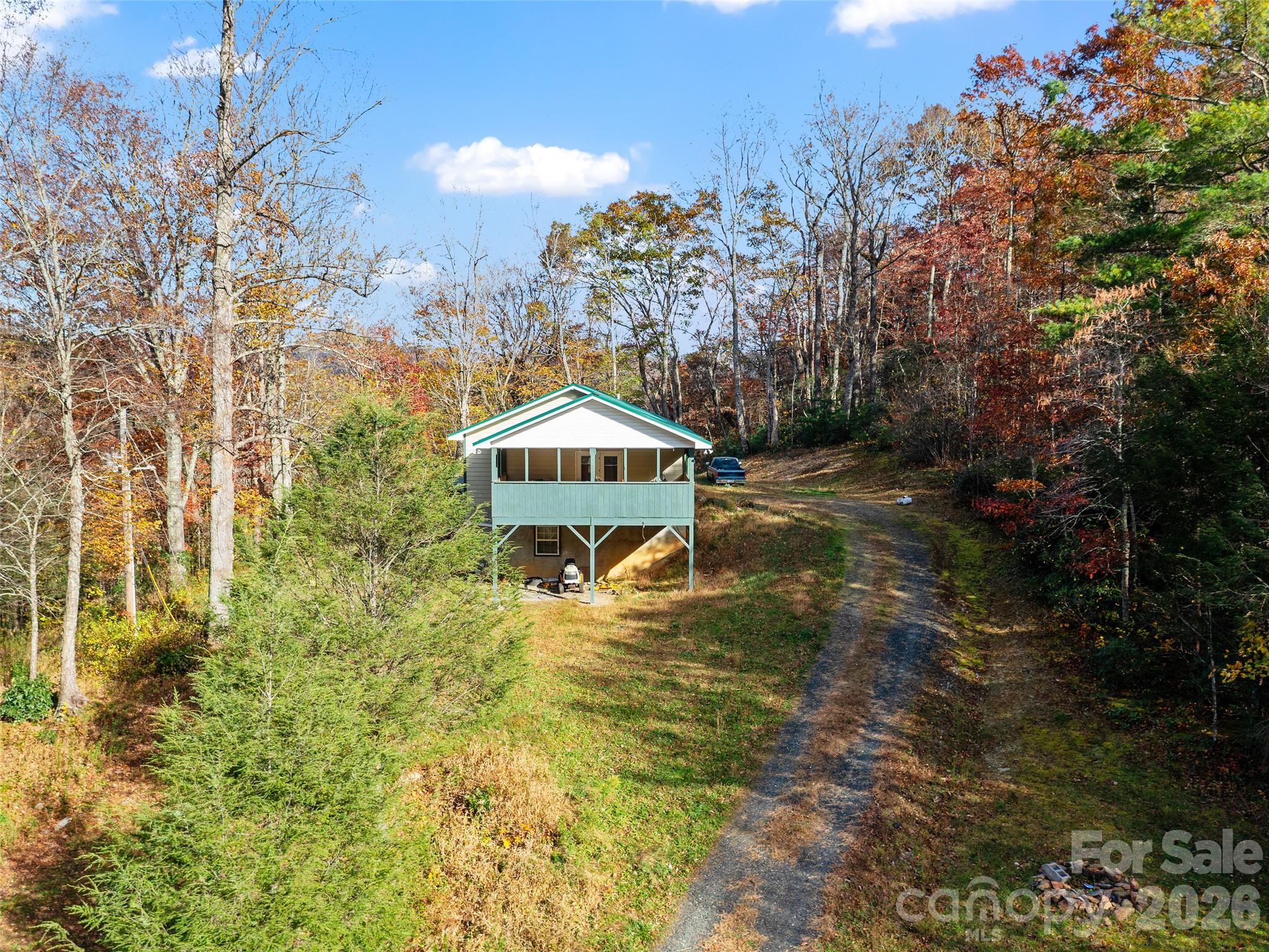 219 Raven Rock Lane — Burnsville