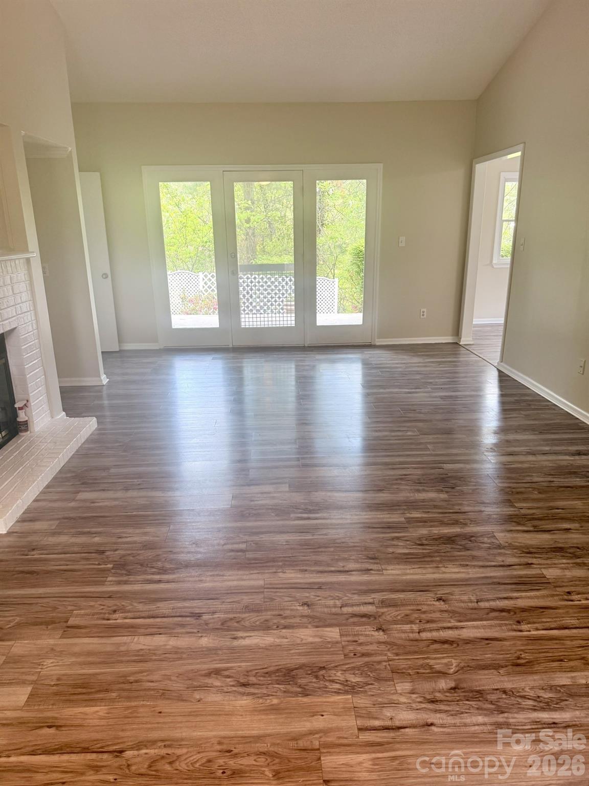10 Laurel Place Drive — Asheville