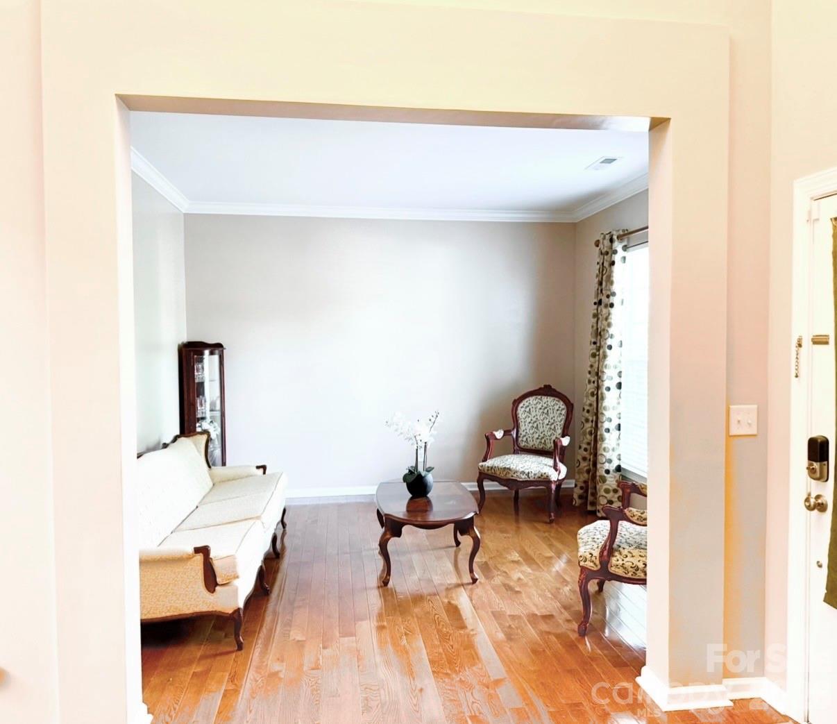 10122 Whiteburn Court — Charlotte