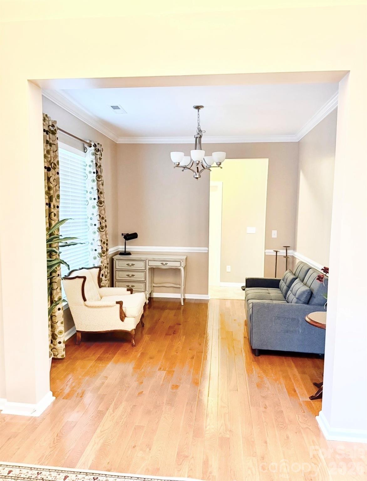 10122 Whiteburn Court — Charlotte