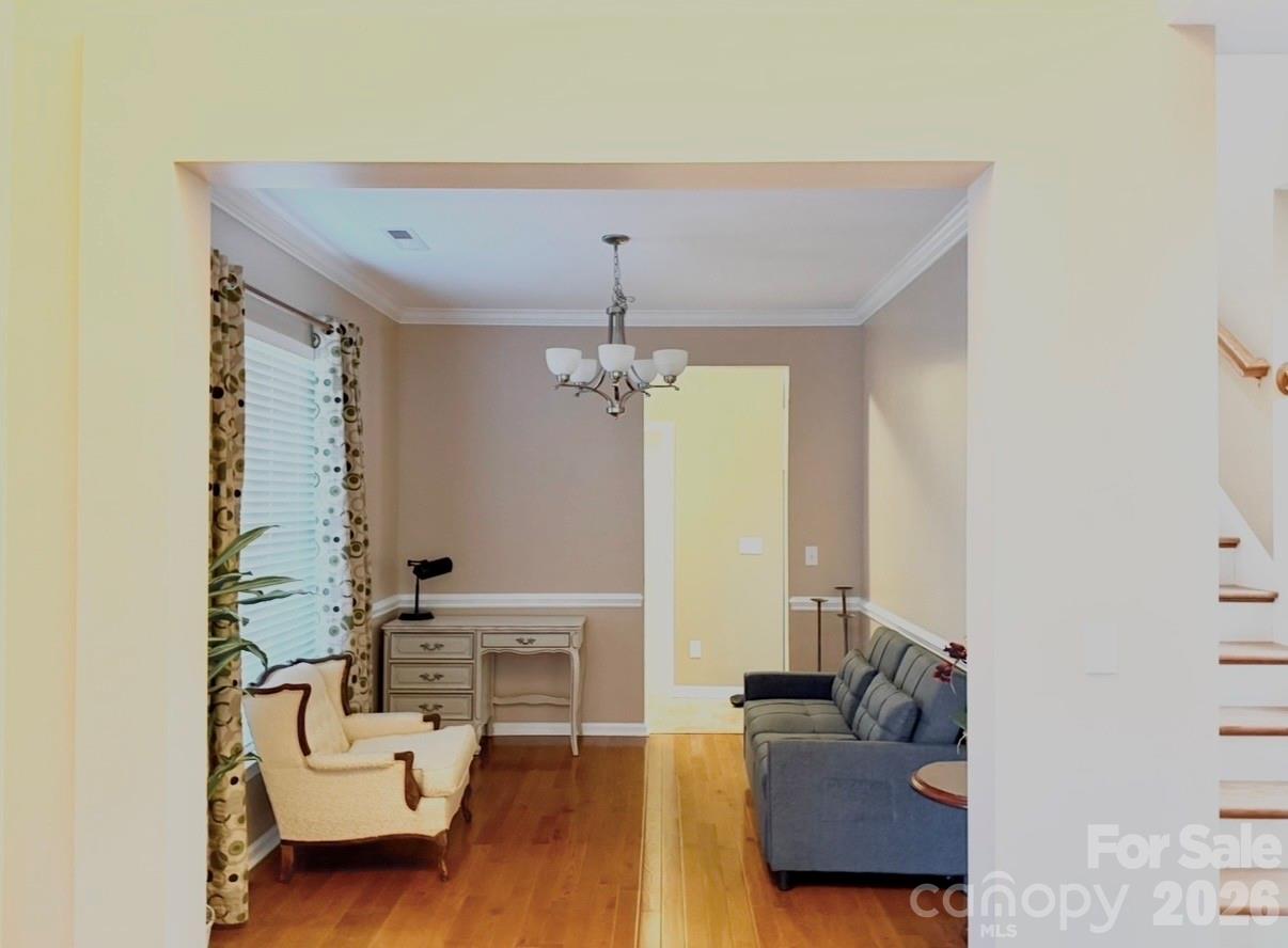 10122 Whiteburn Court — Charlotte
