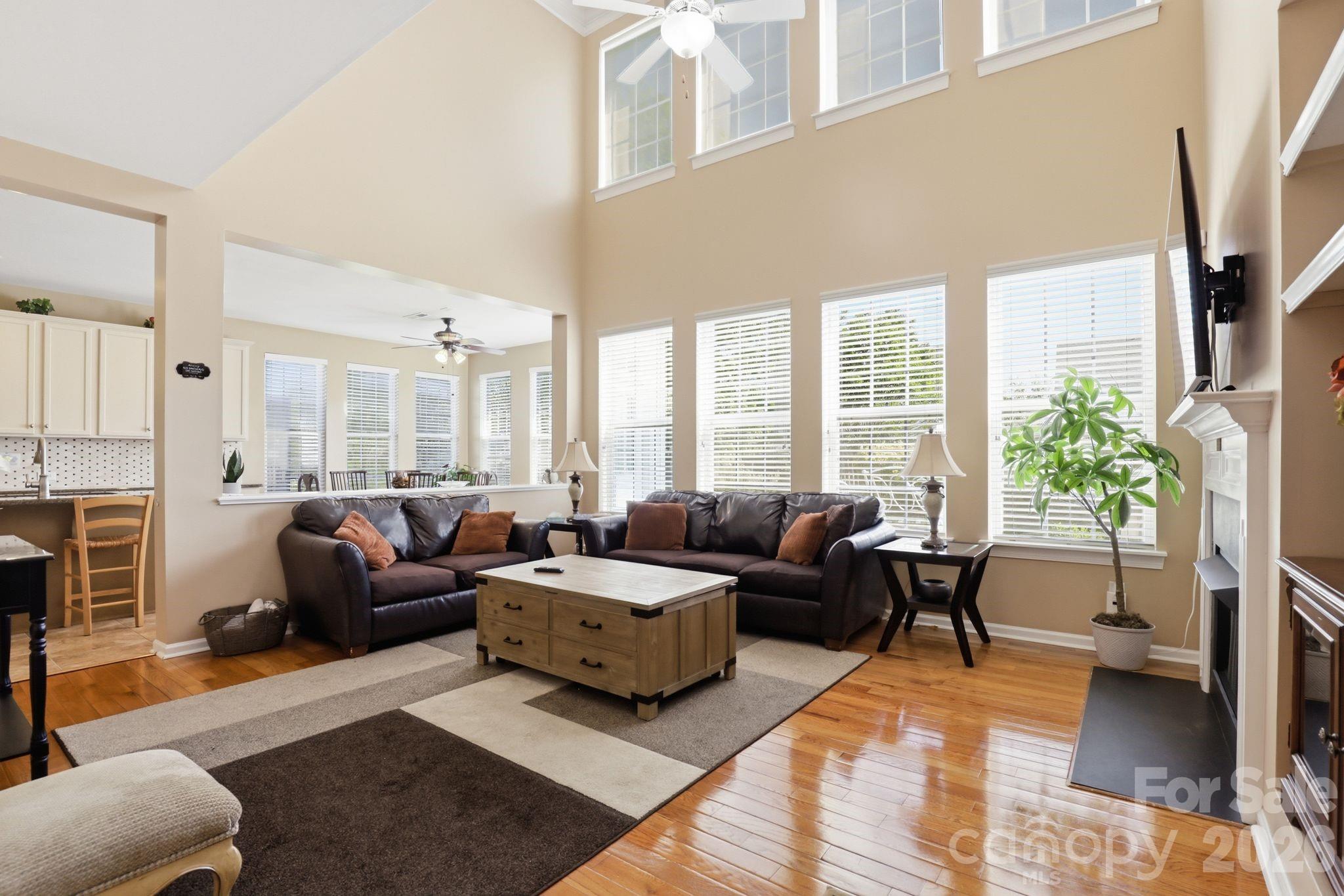 10122 Whiteburn Court — Charlotte