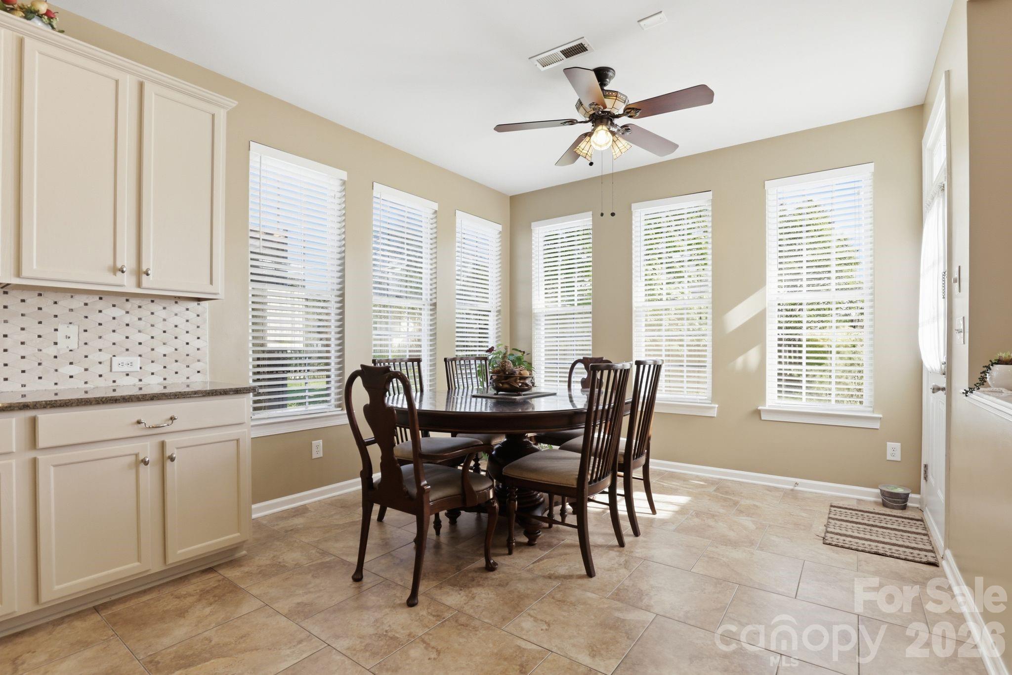 10122 Whiteburn Court — Charlotte