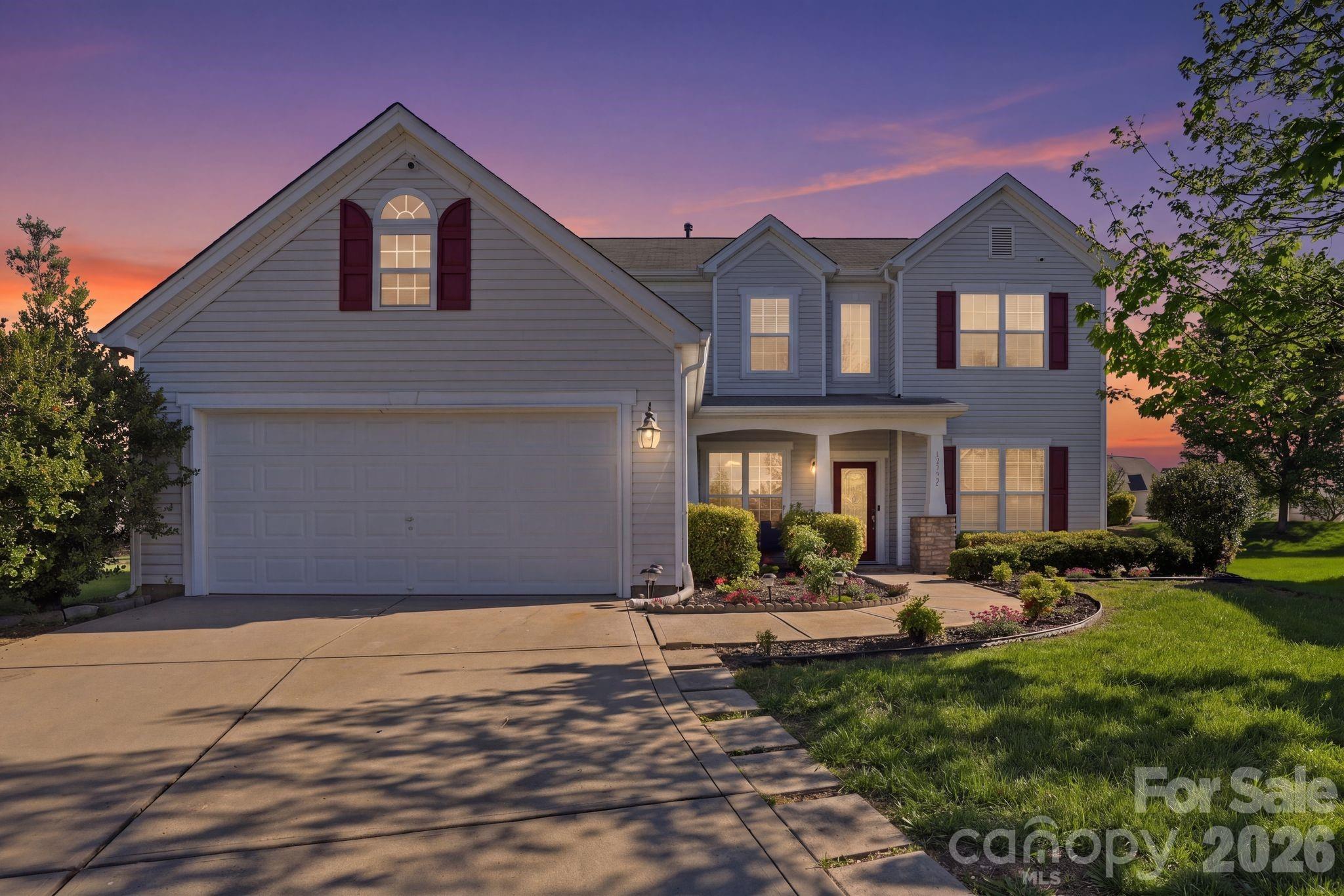 10122 Whiteburn Court — Charlotte