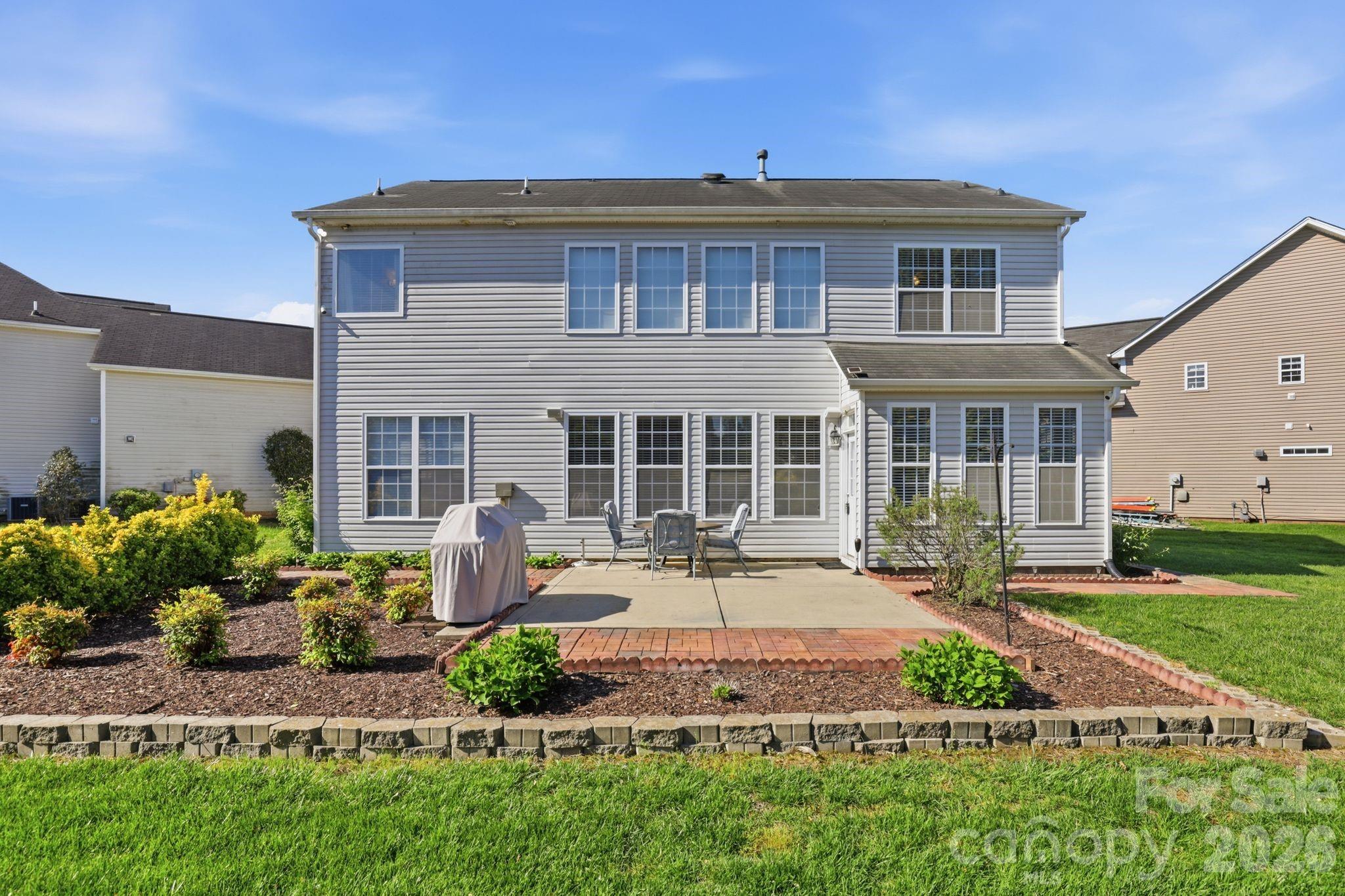 10122 Whiteburn Court — Charlotte