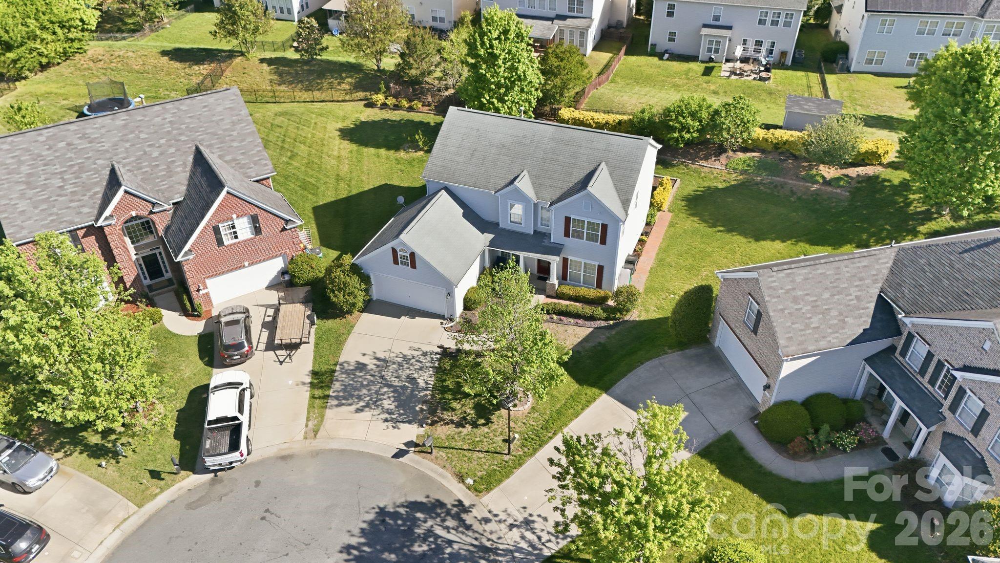 10122 Whiteburn Court — Charlotte