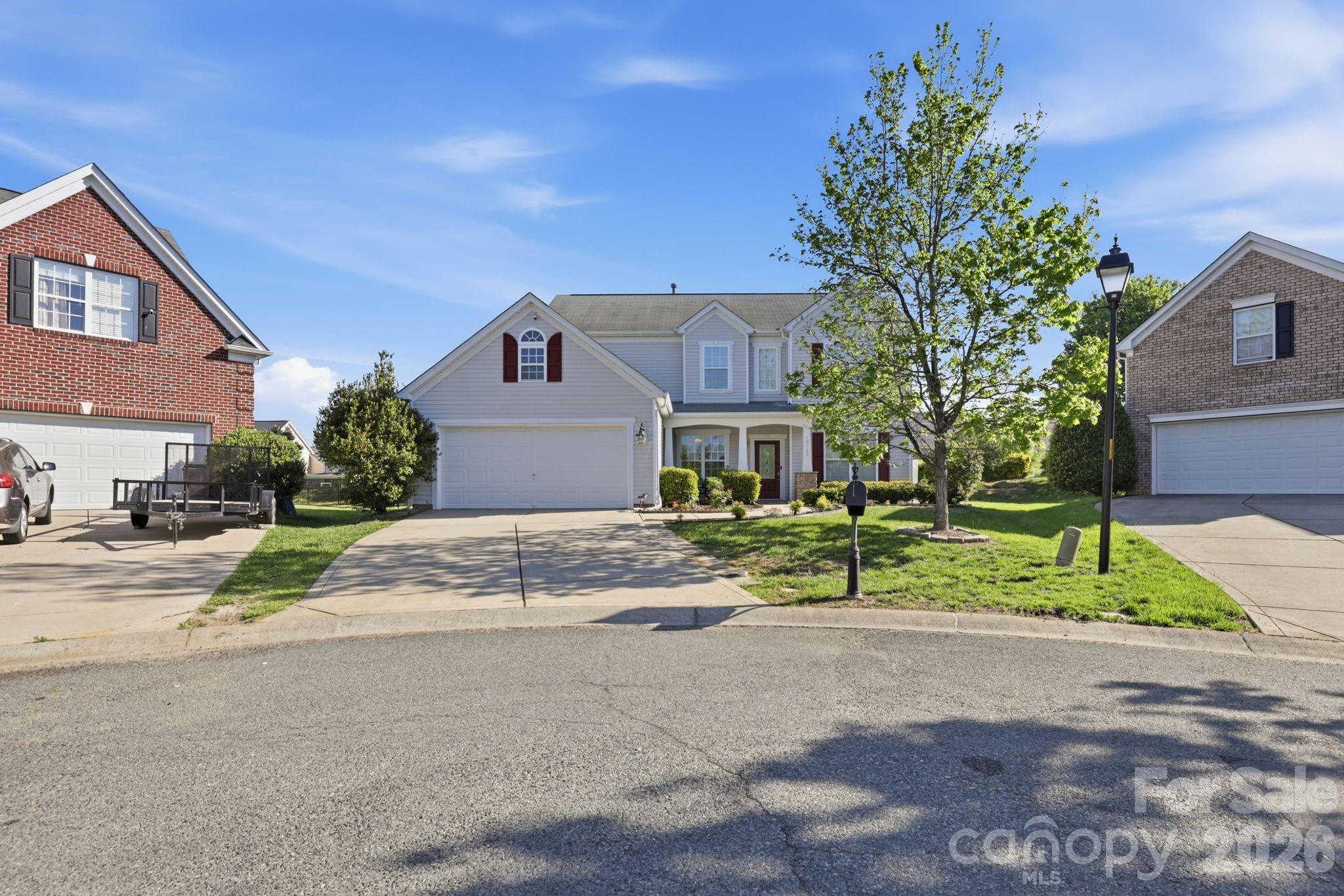 10122 Whiteburn Court — Charlotte