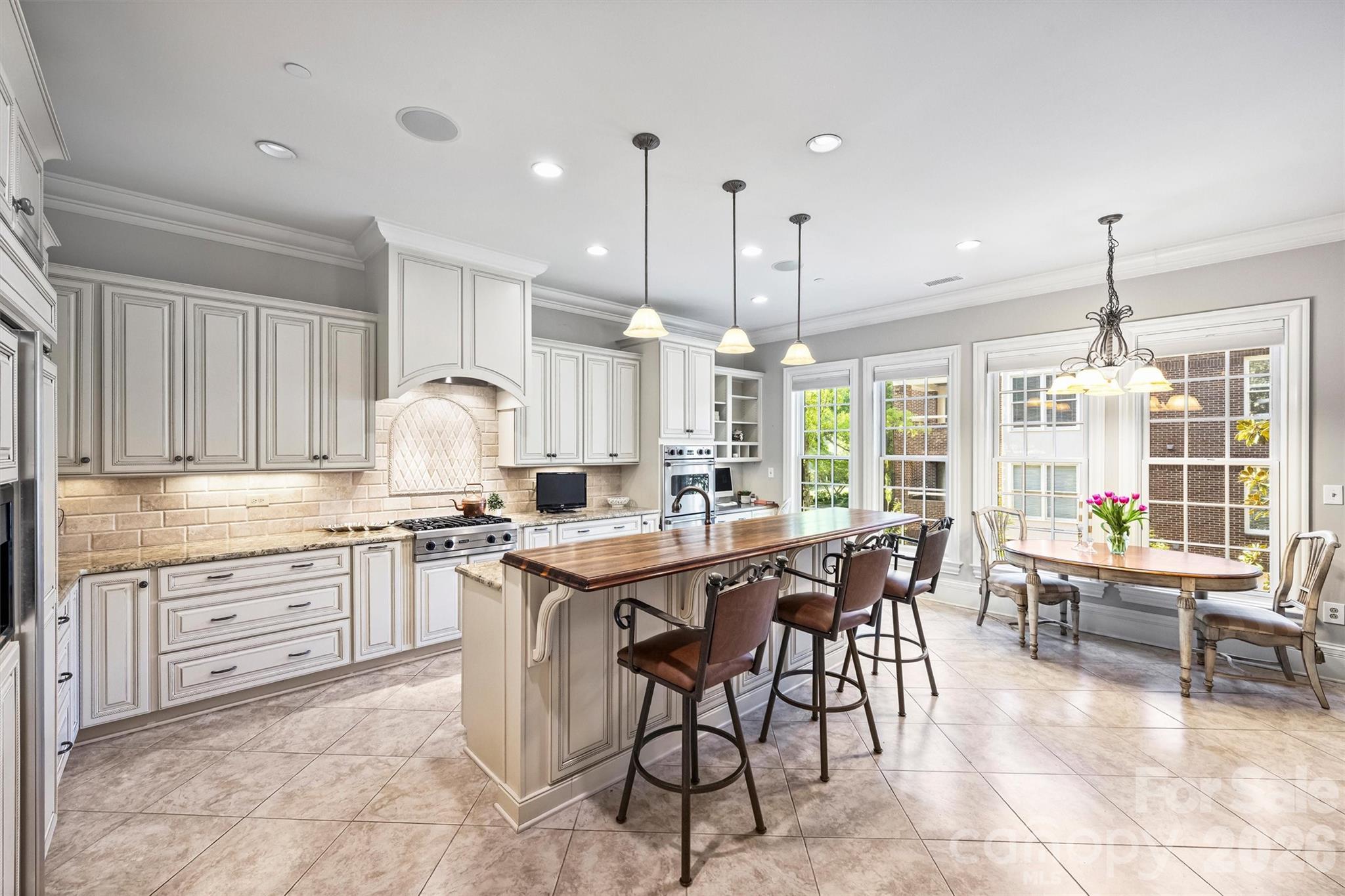 2210 Roswell Avenue #204 — Charlotte
