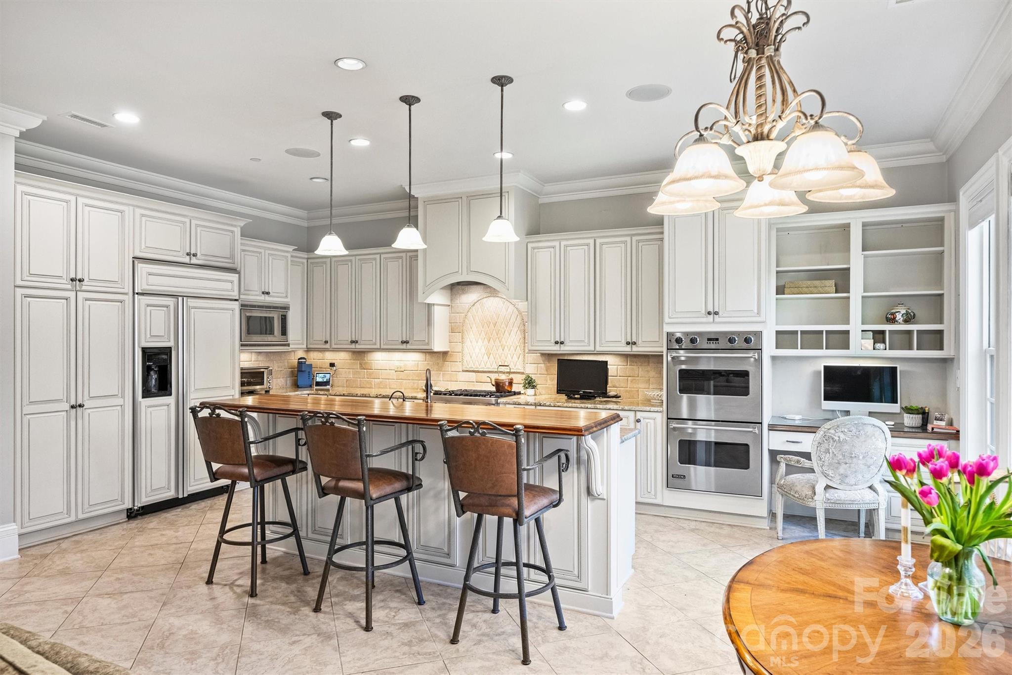 2210 Roswell Avenue #204 — Charlotte