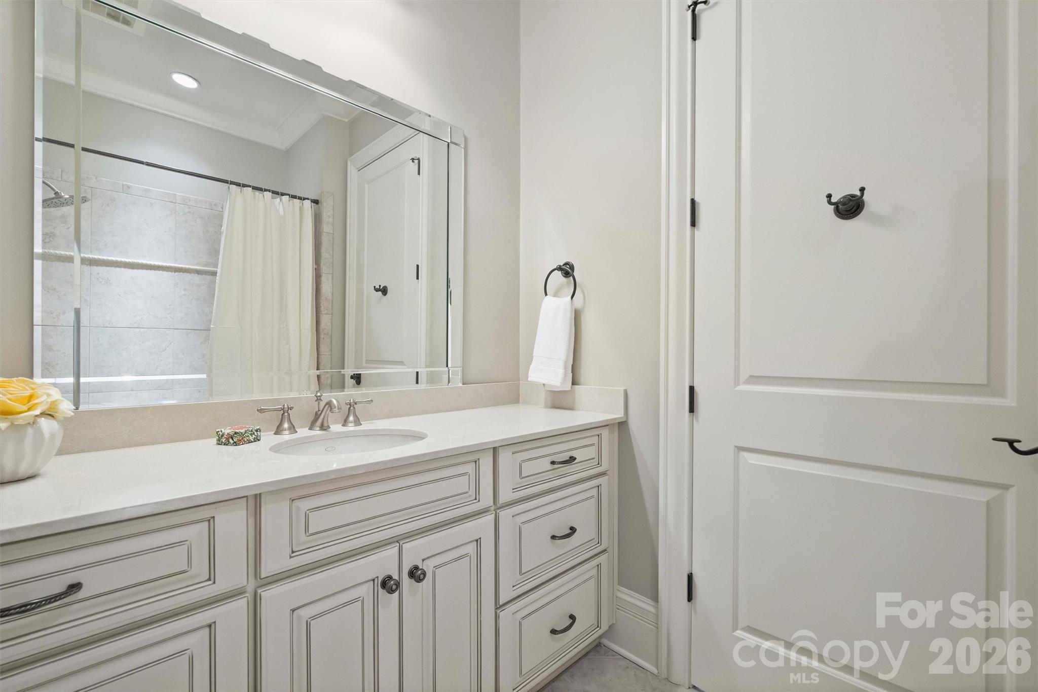 2210 Roswell Avenue #204 — Charlotte