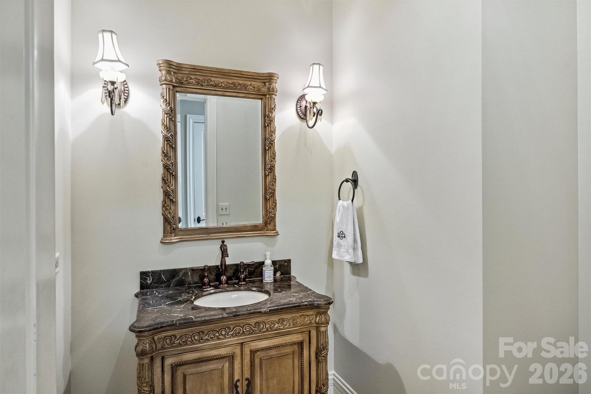 2210 Roswell Avenue #204 — Charlotte