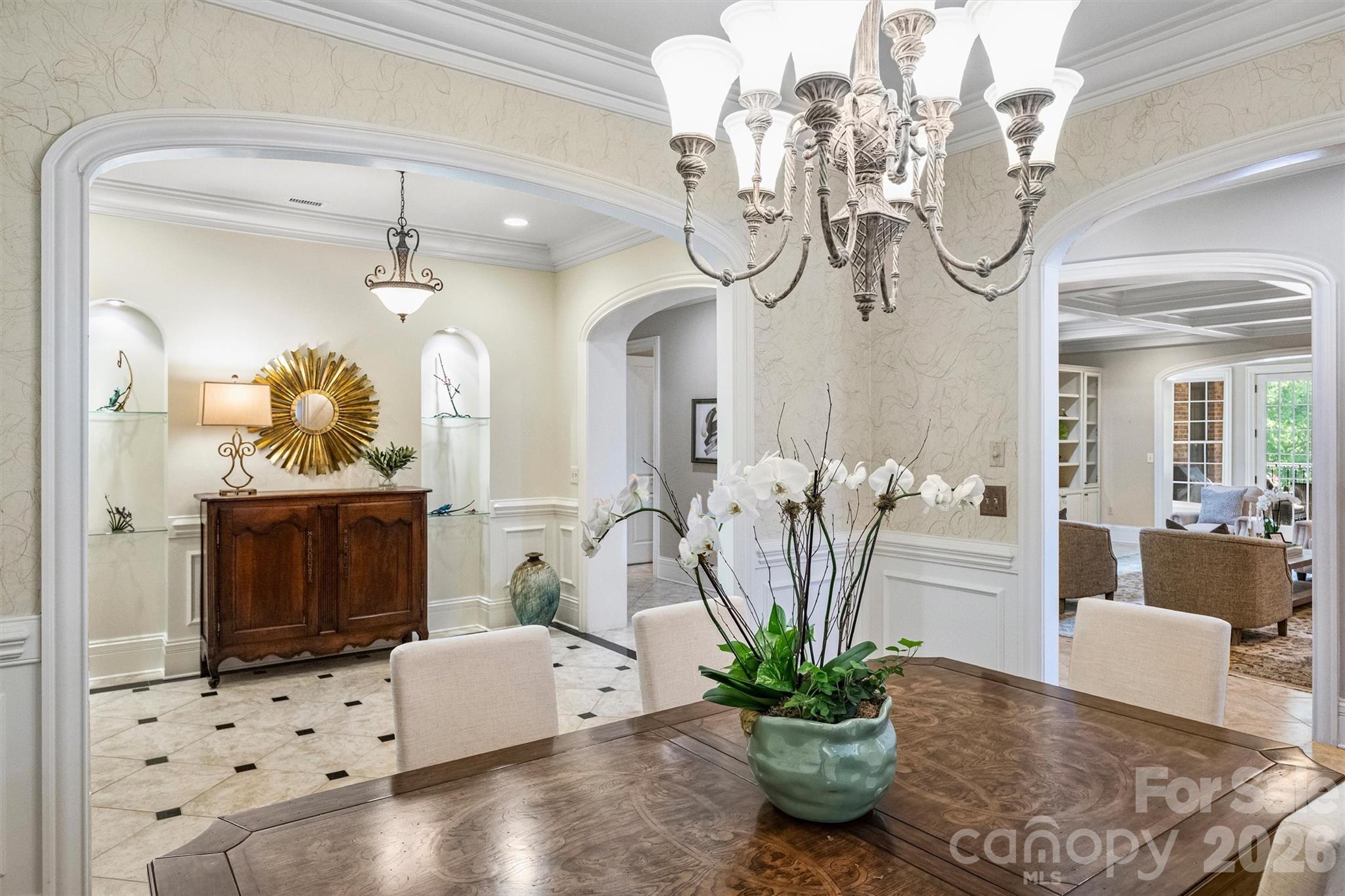 2210 Roswell Avenue #204 — Charlotte