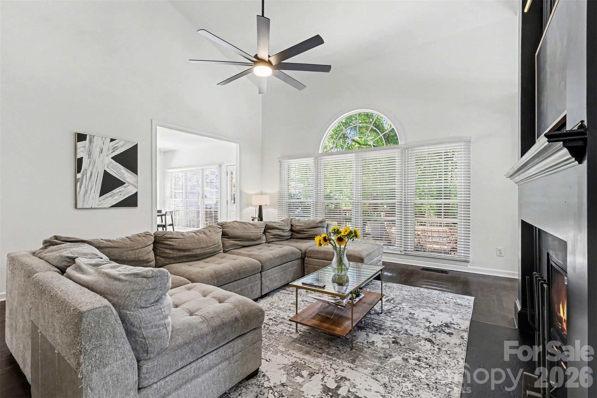 6213 Knightsgate Court — Charlotte