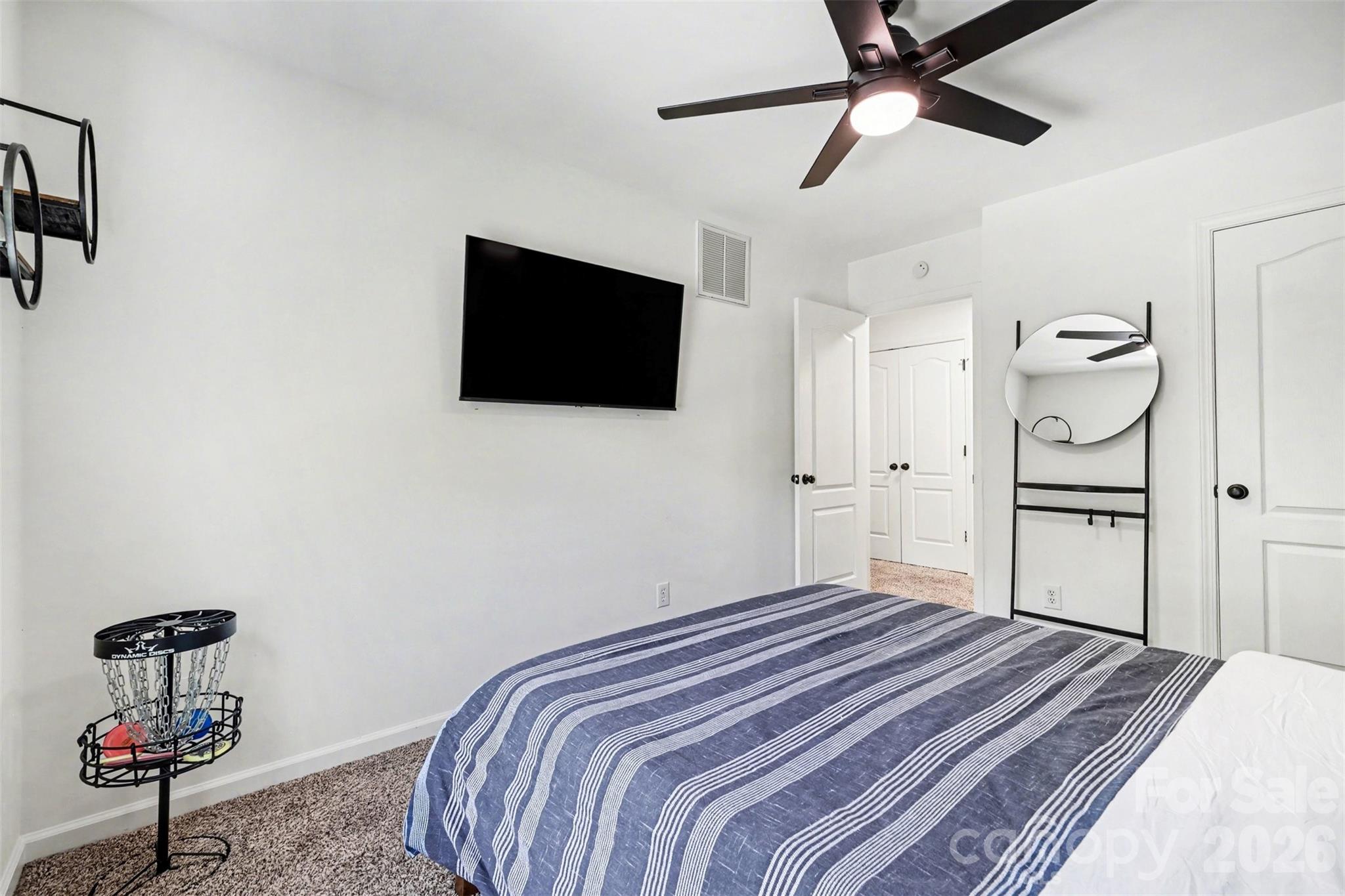 6213 Knightsgate Court — Charlotte
