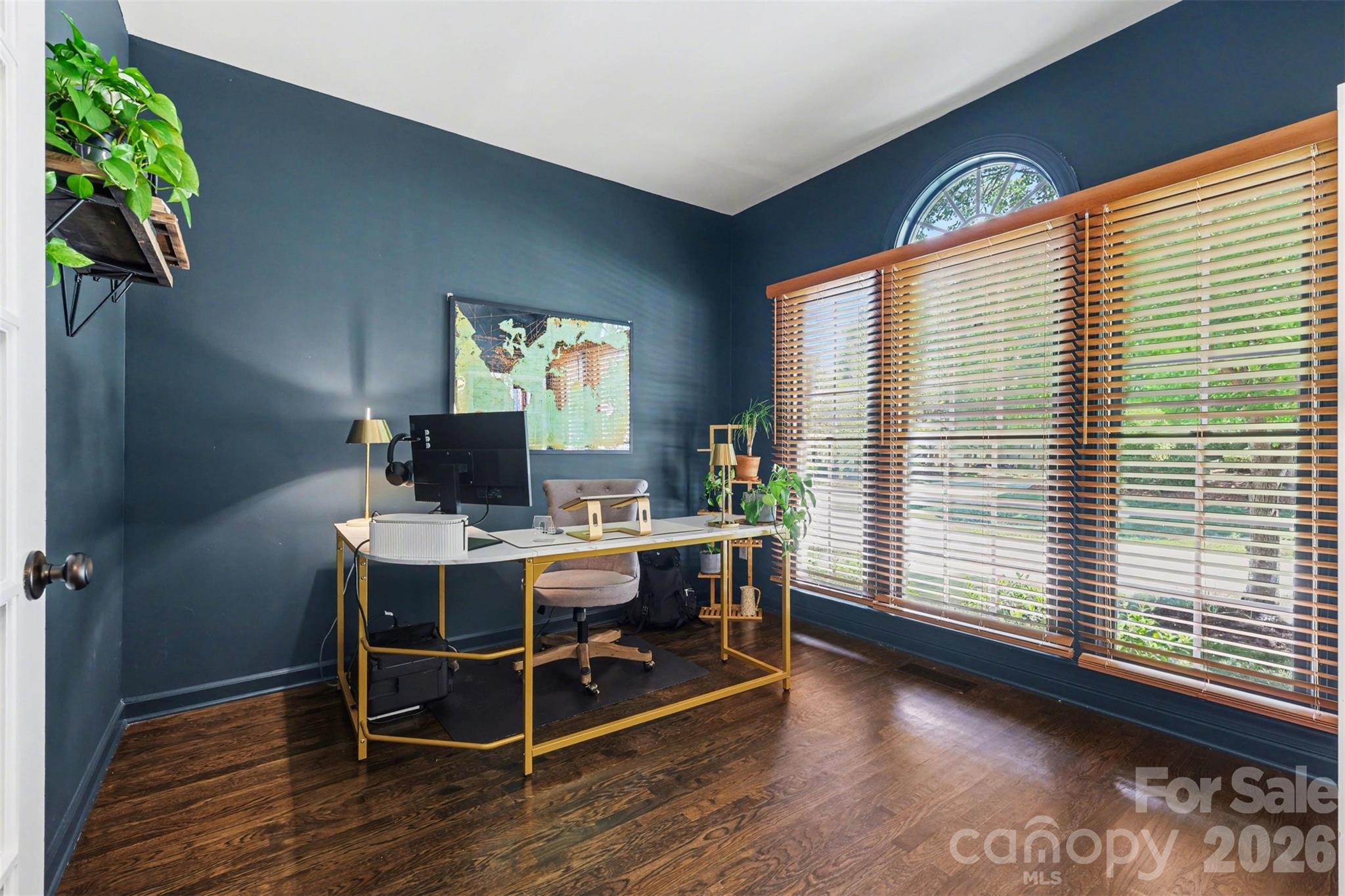 6213 Knightsgate Court — Charlotte