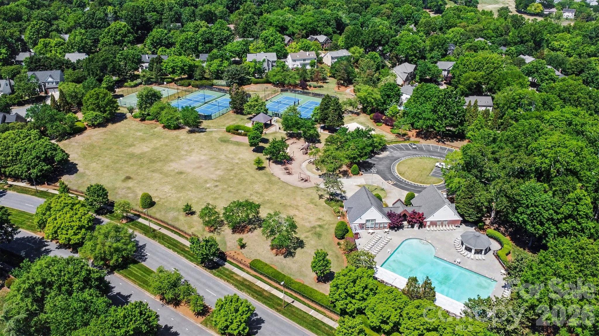 6213 Knightsgate Court — Charlotte